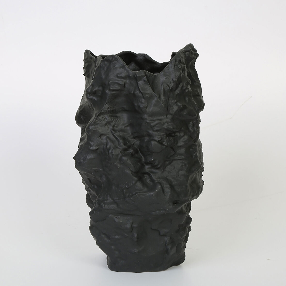 ANTRASİT KAYA VAZO 18*18*31 CM AK.JM00002