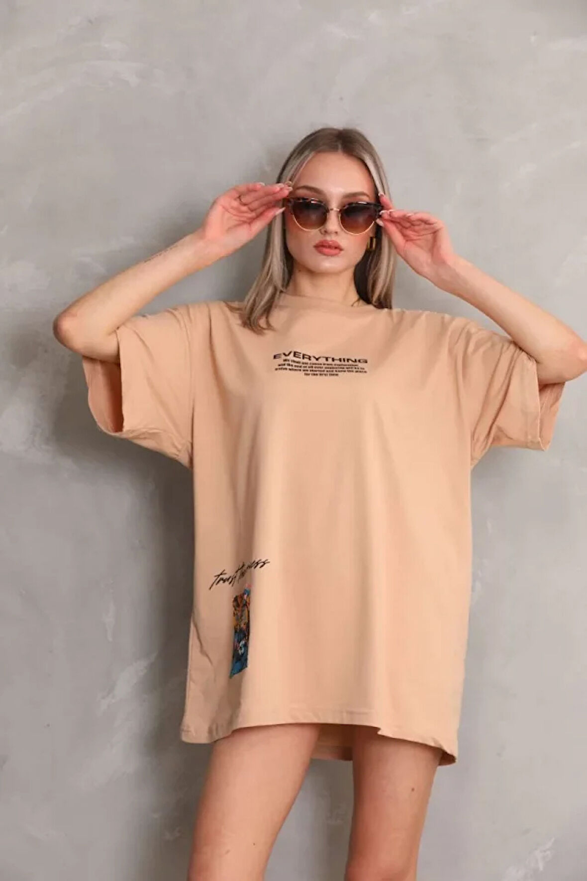 AKNButik Unisex Bisiklet Yaka Baskılı Oversize T-Shirt - Bej