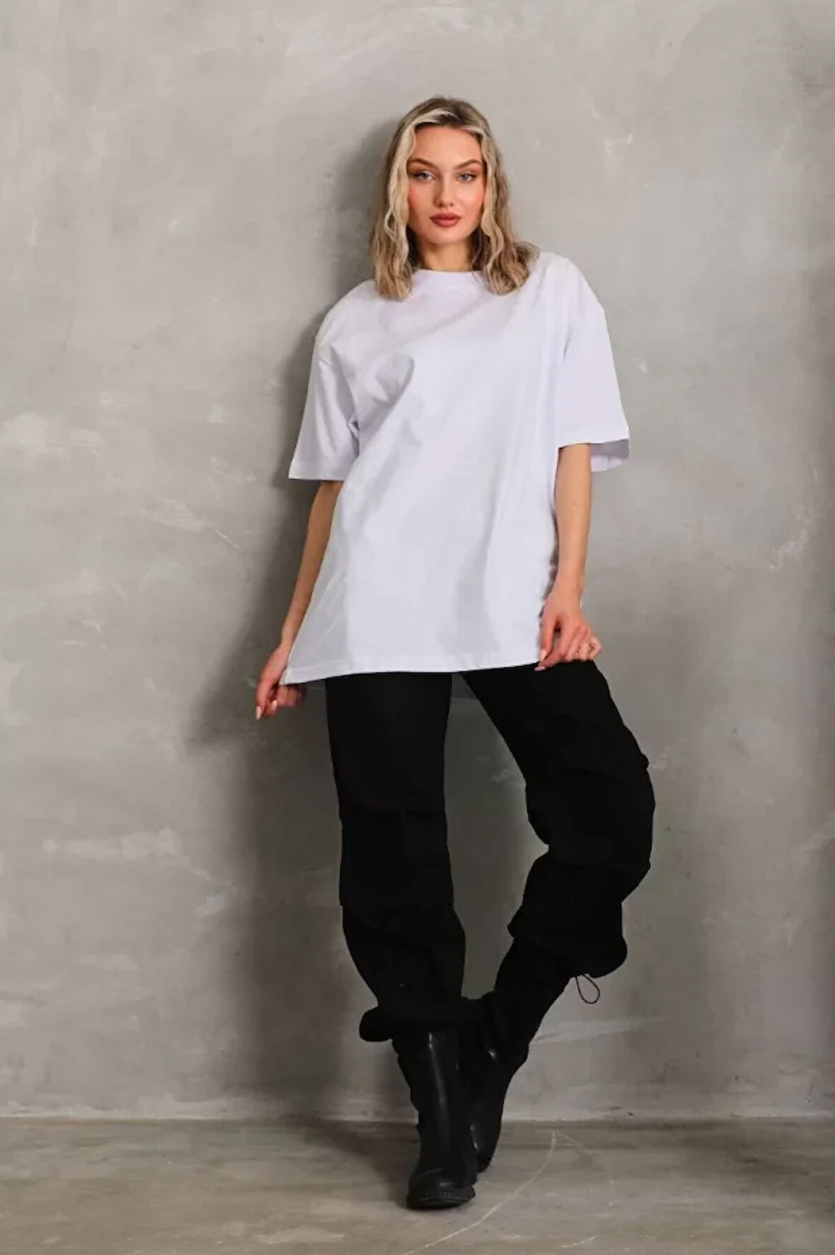 AKNButik Unisex Bisiklet Yaka 20/1 Düz Oversize T-Shirt - Beyaz