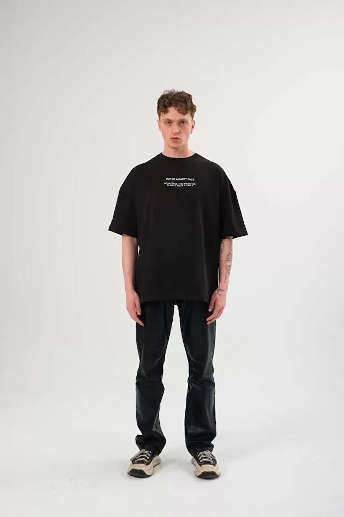 AKNButik Unisex Bisiklet Yaka Baskılı Oversize T-Shirt - Siyah