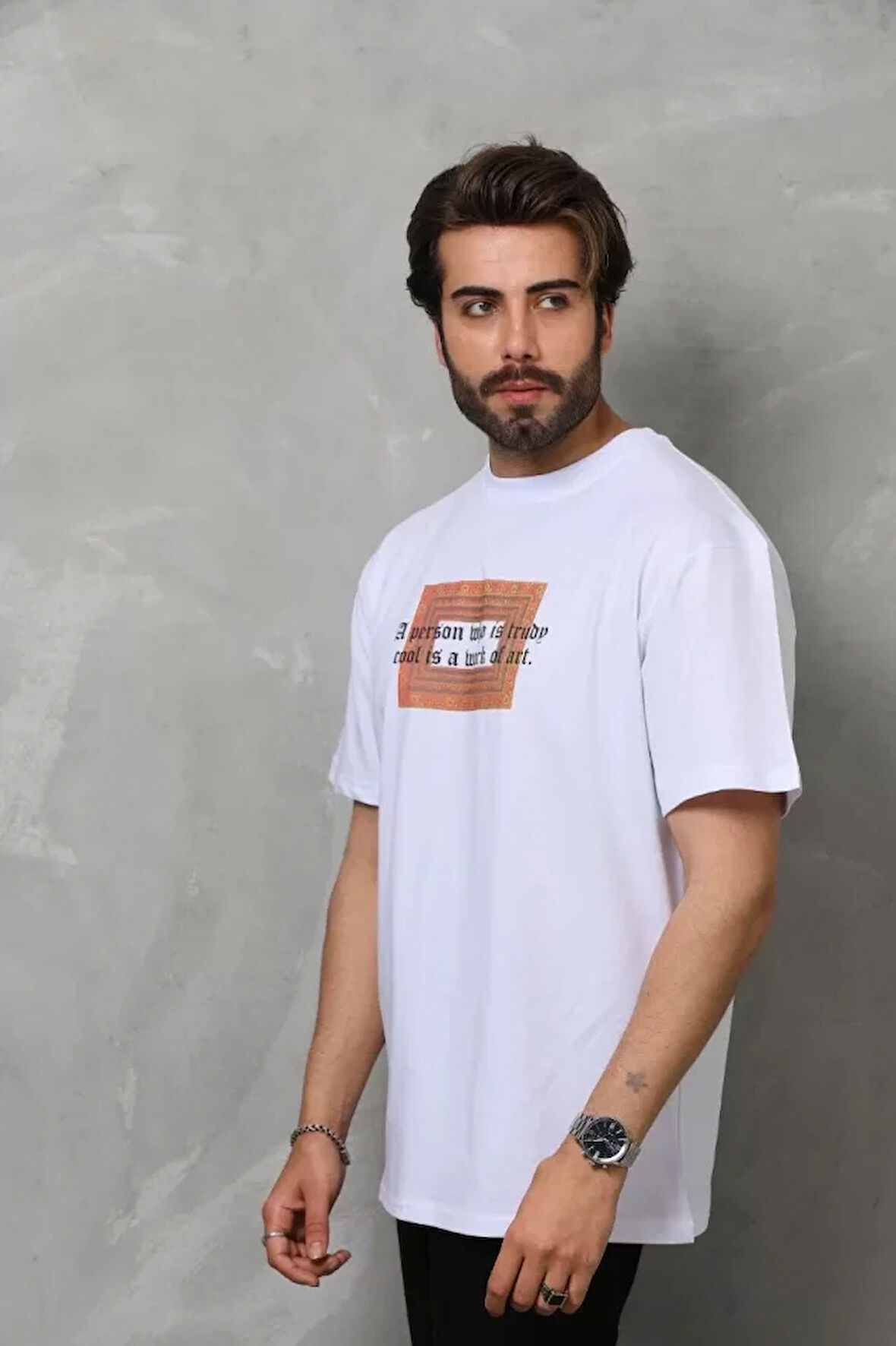 AKNButik Unisex Bisiklet Yaka Baskılı Oversize T-Shirt - Beyaz