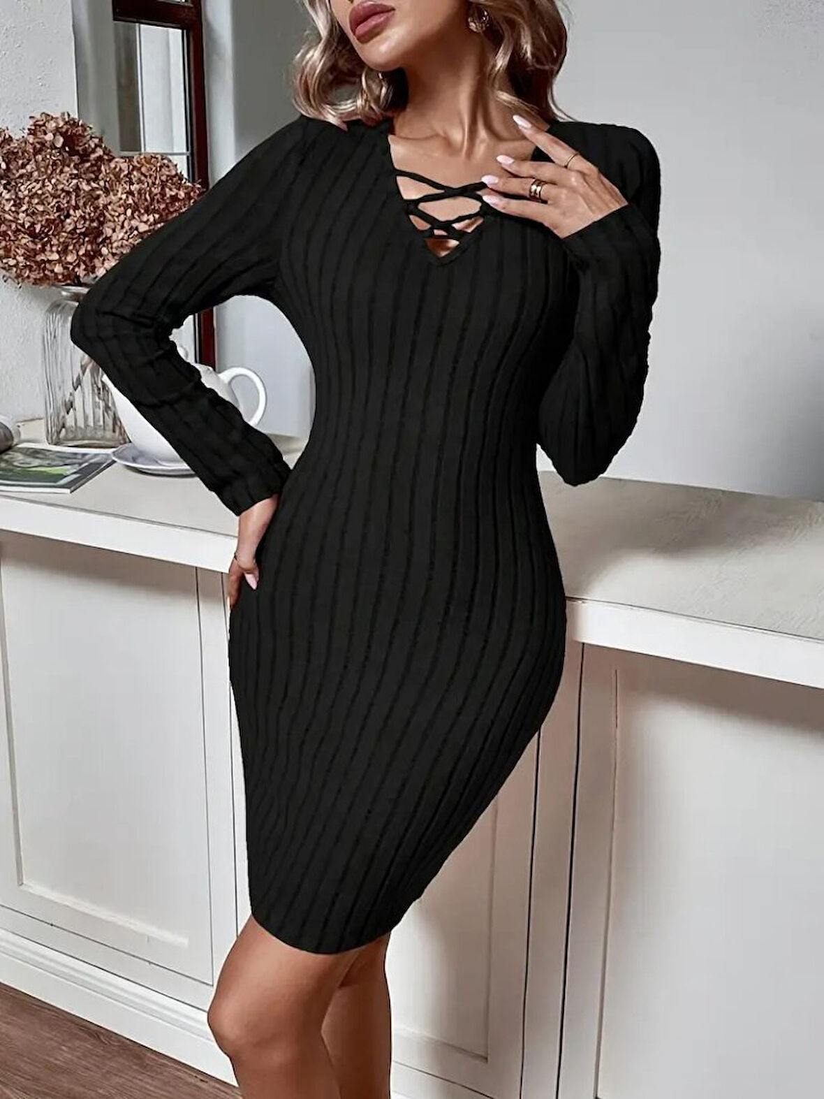 AKNButik Kadın Uzun Kollu V Yakalı çapraz şerit Detaylı şardonlu Kaşkorse Midi Elbise