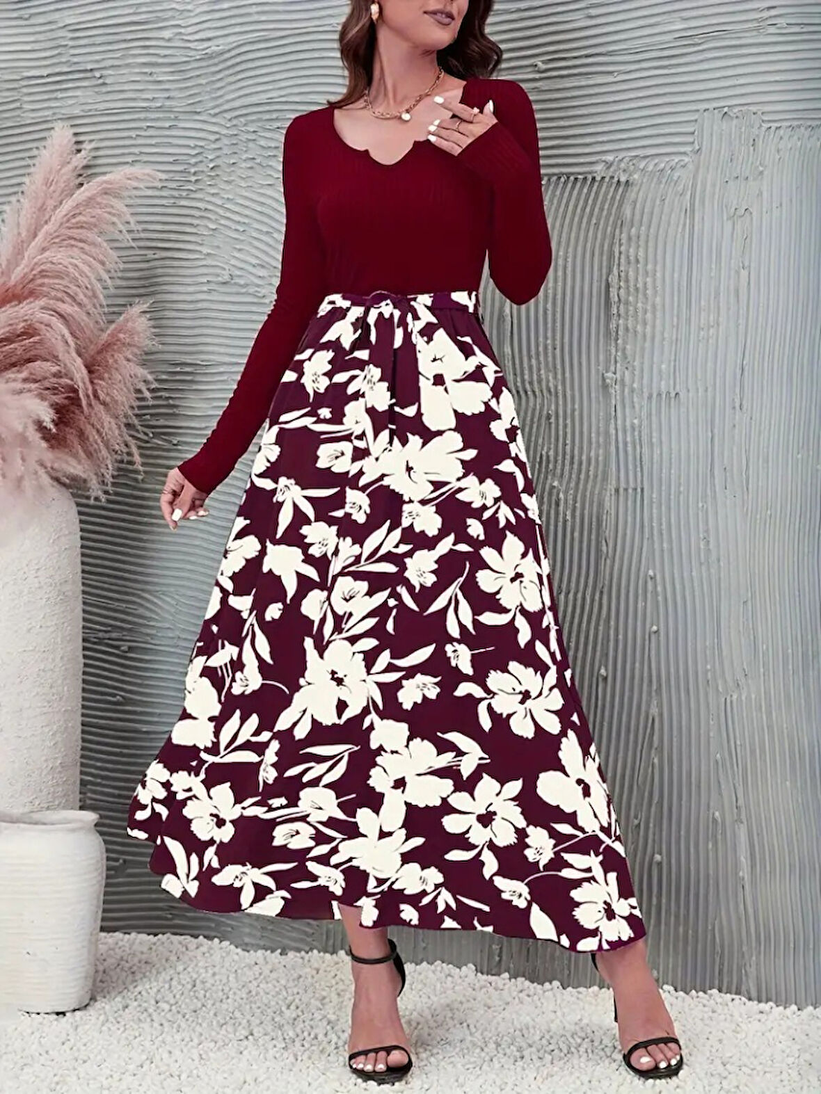 AKNButik Kadın Uzun Kollu Yaka Açık üst Kaşkorse Beli Kuşaklı Alt çiçek Baskılı Dalgıç Elbise
