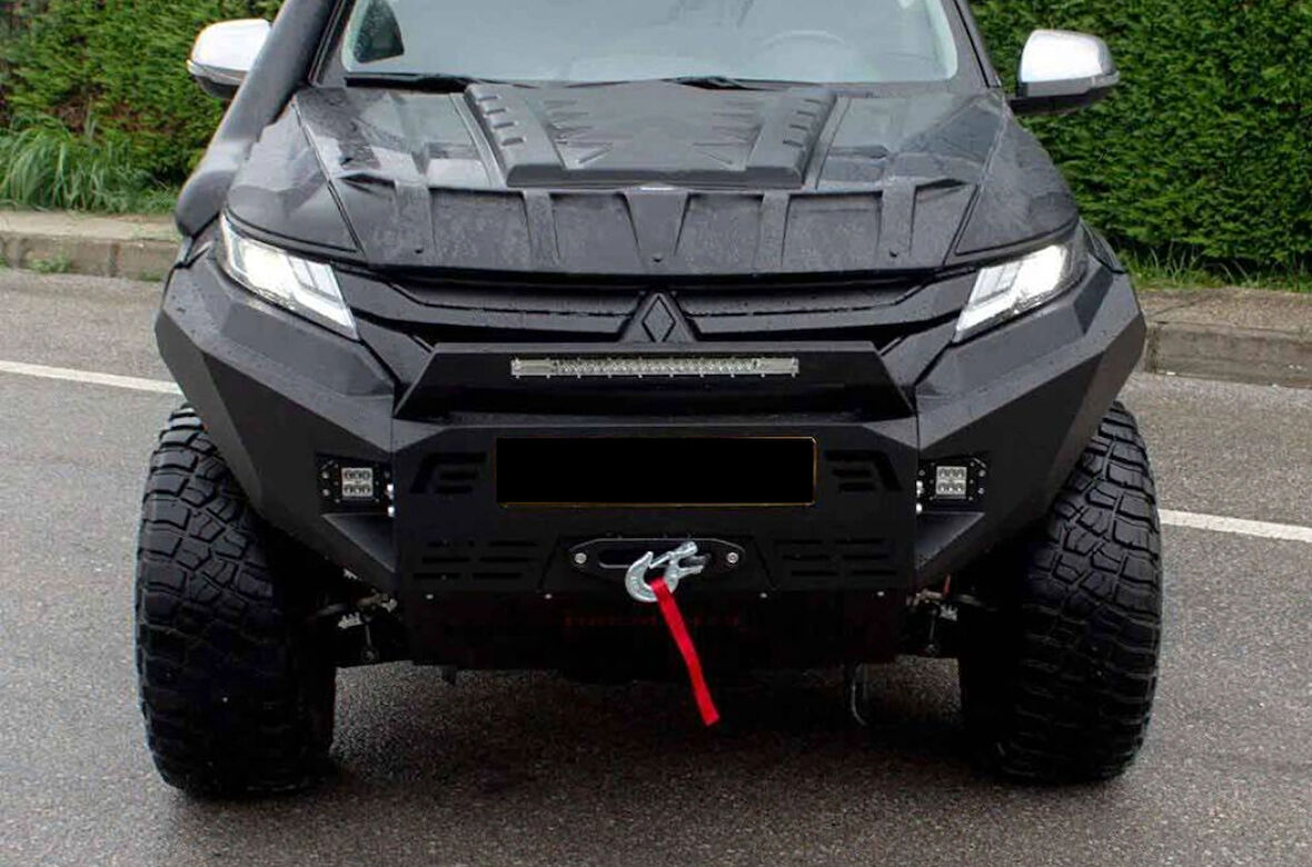Mitsubishi L200 Dakar Ön Tampon Siyah Sensörlü-Sensörsüz 2019 ve Sonrası