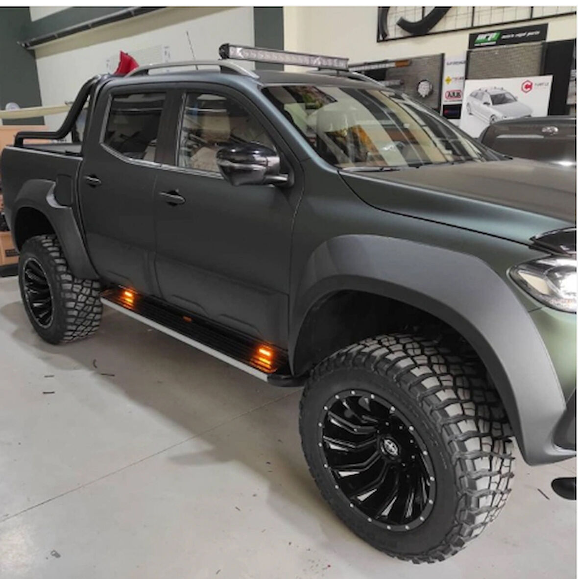 MERCEDES X CLASS 7.5 CM JUMBO ÇAMURLUK DODİK SETİ
