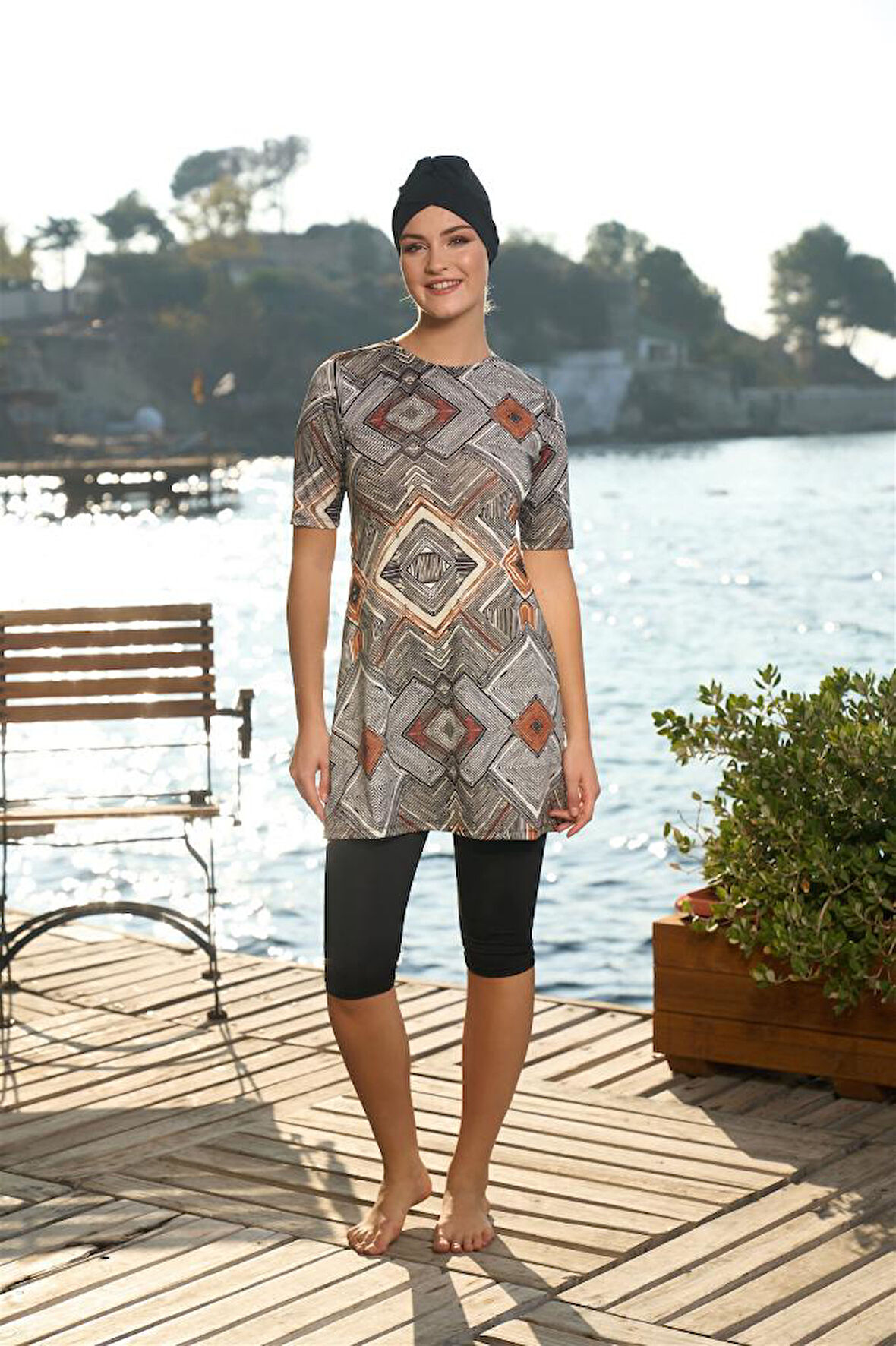 Estiva Dijital Baskı Boneli Yarım Kol Taytlı Mayo 