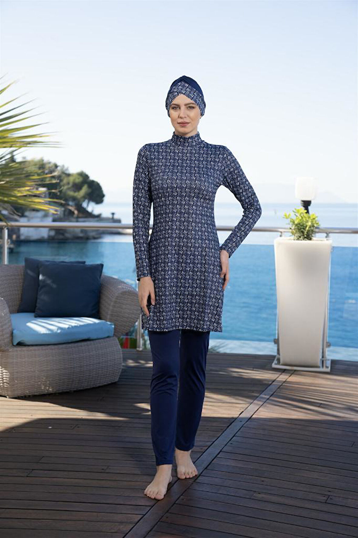 Estiva Boneli Dijital Baskı Boneli Tam Kapalı Tesettür Mayo