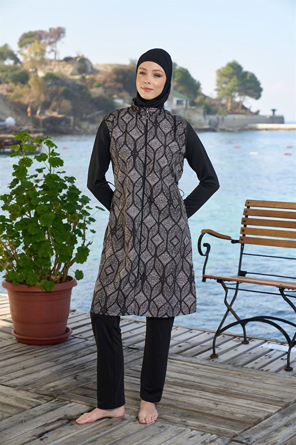 Estiva Dijital Baskı Boneli Eşarplı Tam Kapalı Tesettür Mayo