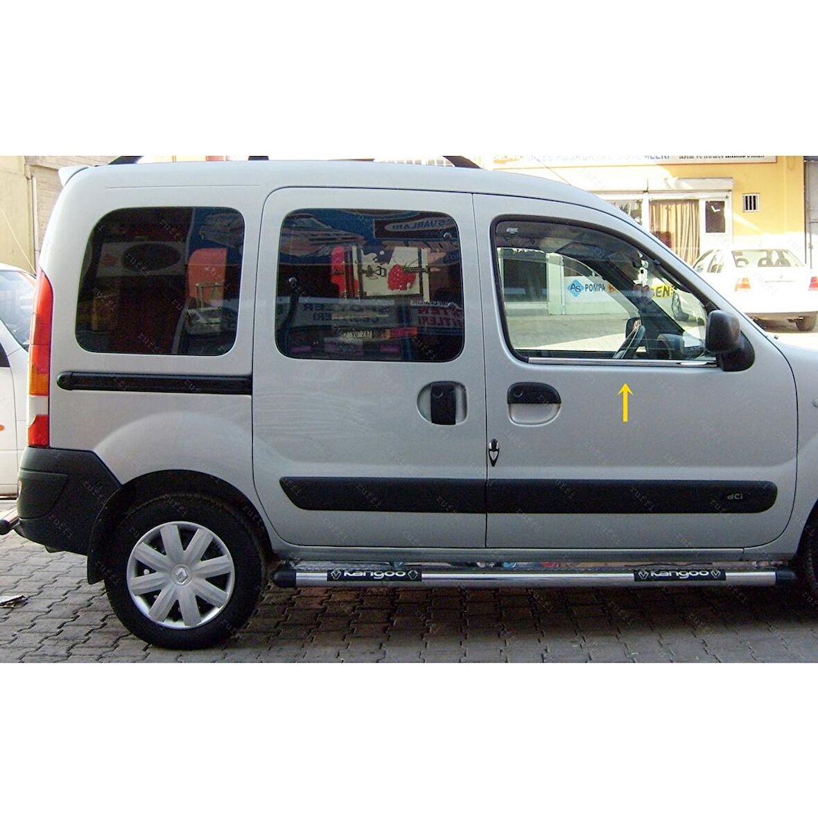 Renault Kangoo Krom Cam Çıtası 2 Parça 1997-2007 Arası P. Çelik