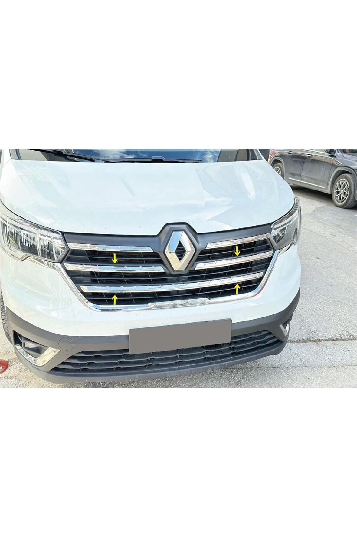 RENAULT TRAFIC Krom Ön Panjur 3 Prç. 2022 Üzeri Paslanmaz Çelik