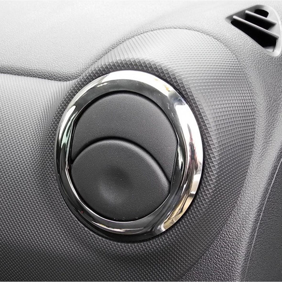 Dacia Logan Krom Havalandırma Çerçevesi 4 Prç. 2005-2012 P. Çelik