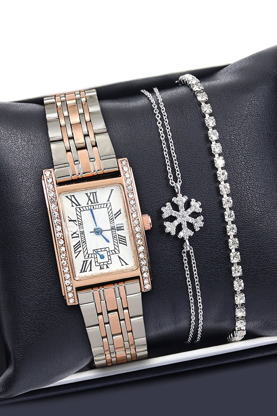 Taş Detaylı Kadın Kol Saati & Kar Tanesi Bileklik & Su Yolu Bileklik Hediye Seti