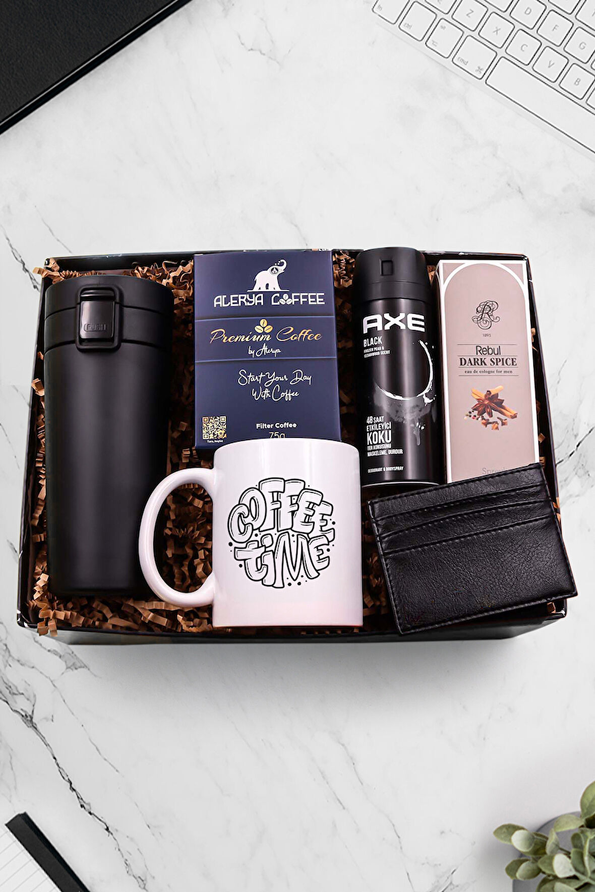 Kilitli Siyah Termos & Siyah Kartlık & Kupa & Deodorant & Rebul Kolonya & Alerya Kahve Hediye Seti