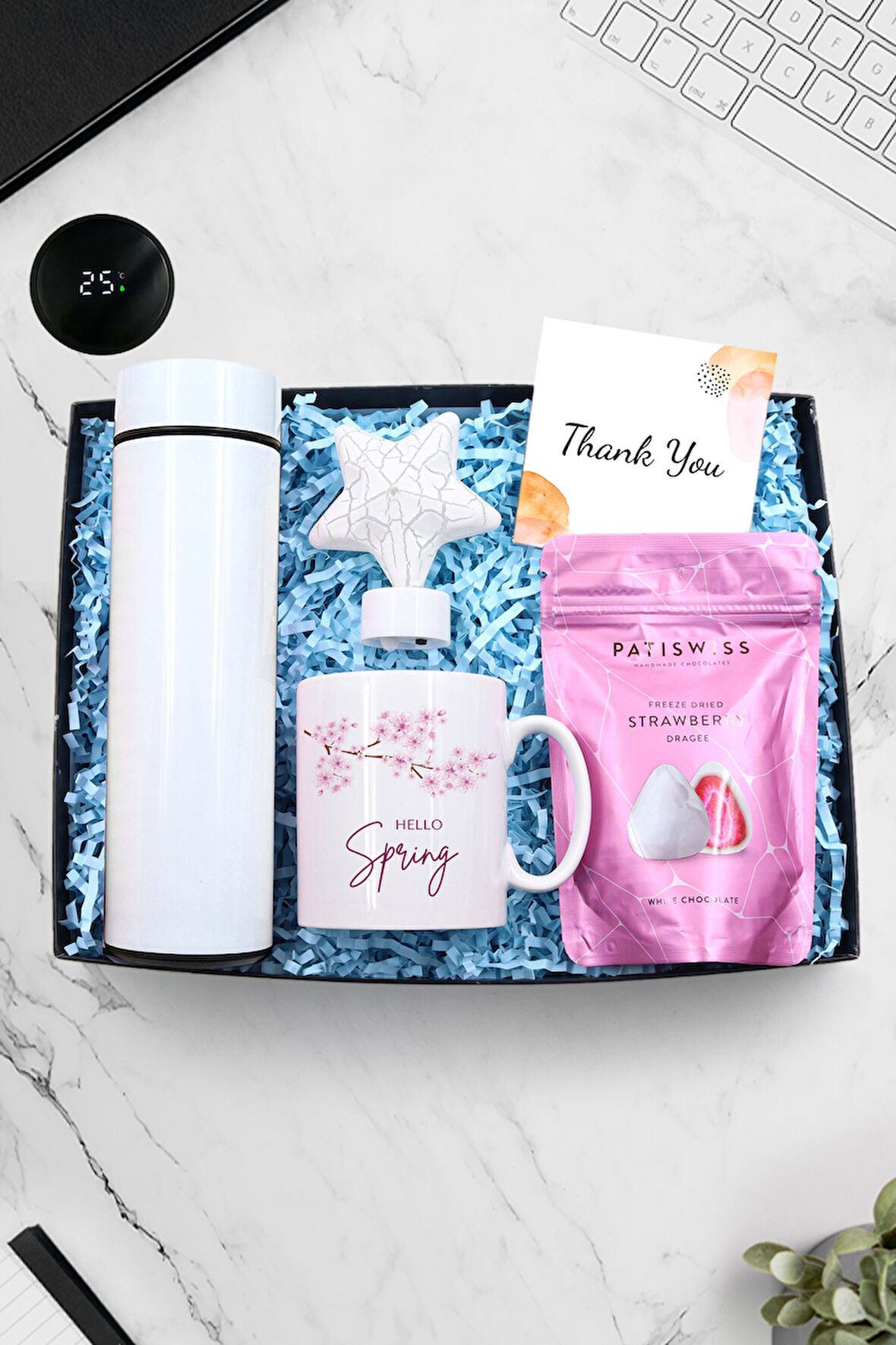 Dereceli 500 ML Beyaz Termos & Renkli Yıldız Işık & Kupa & Patiswiss Hediye Seti