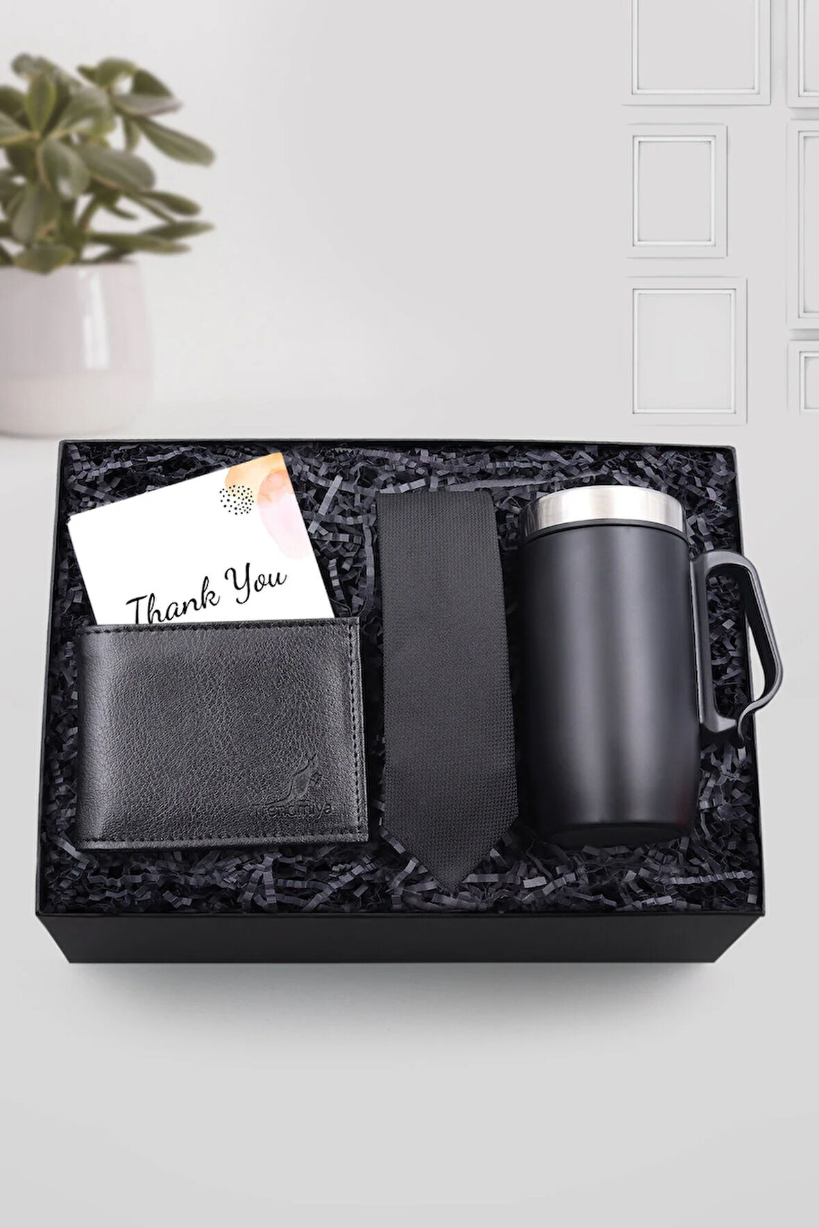 Kulplu 280ml Siyah Çelik Termos & Siyah Erkek Cüzdanı & Siyah Kravat Hediye Seti