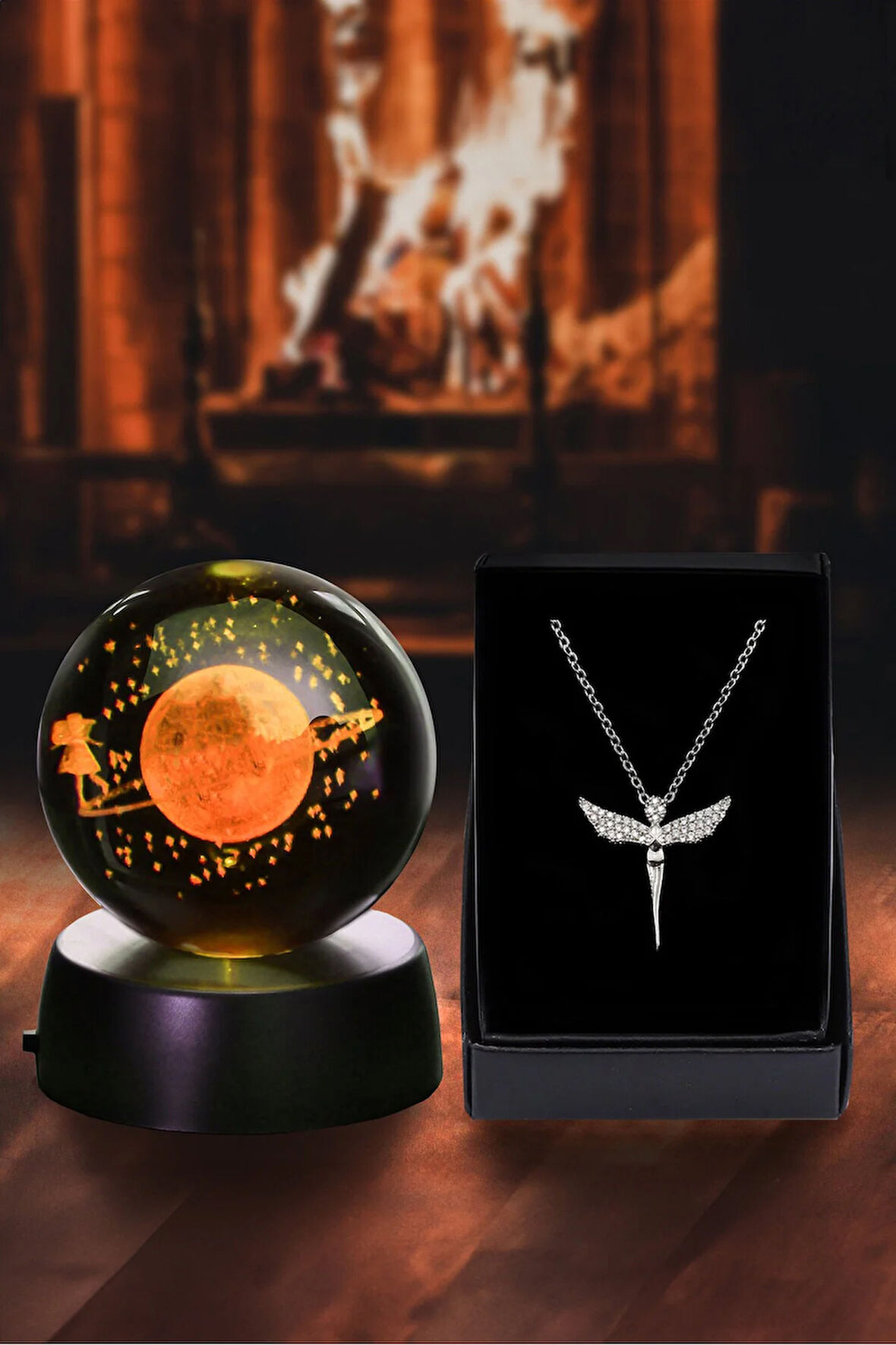 3d Samanyolu Temalı Satürn Kız Işıklı Cam Küre & Gümüş Renk Melek Kolye Hediye Seti