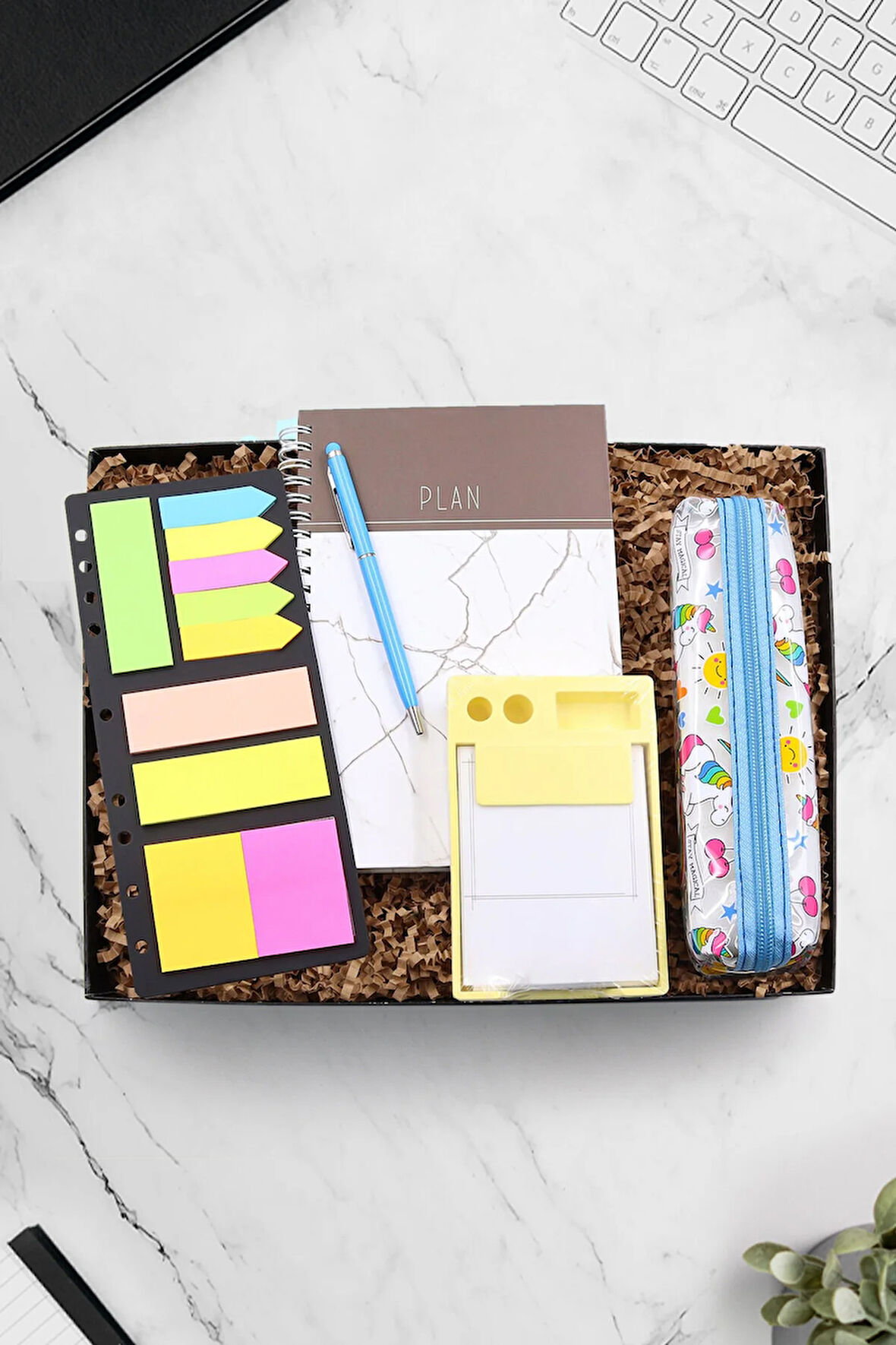 Beyaz Mermer Defter & Mavi Touch Pen & Desenli Kalemlik & Yapışkanlı Notluk & Bloknot Hediye Seti