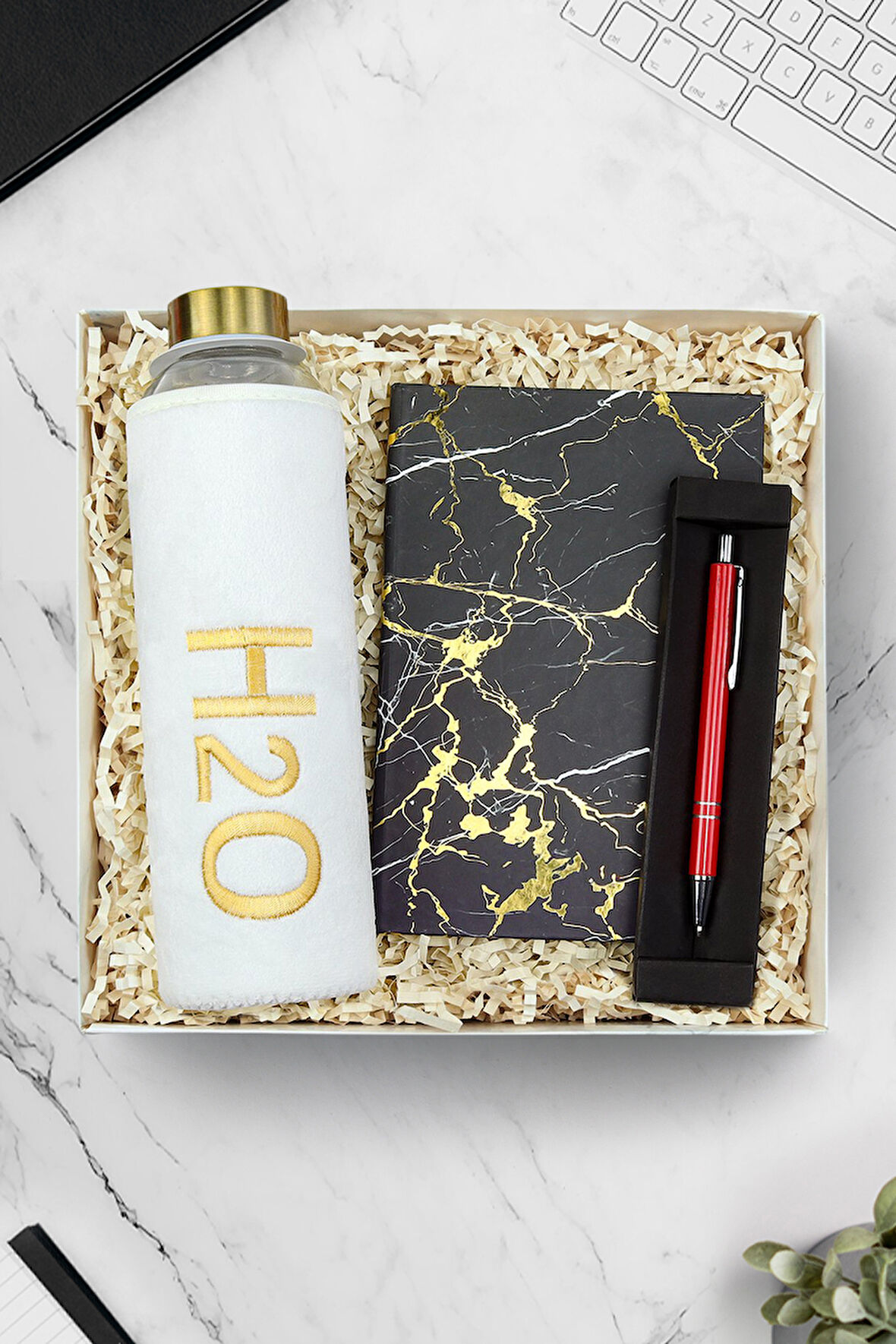 Mermer Desenli Defter Tükenmez Kalem & Özel Peluş Kılıflı Cam Matara Hediye Seti