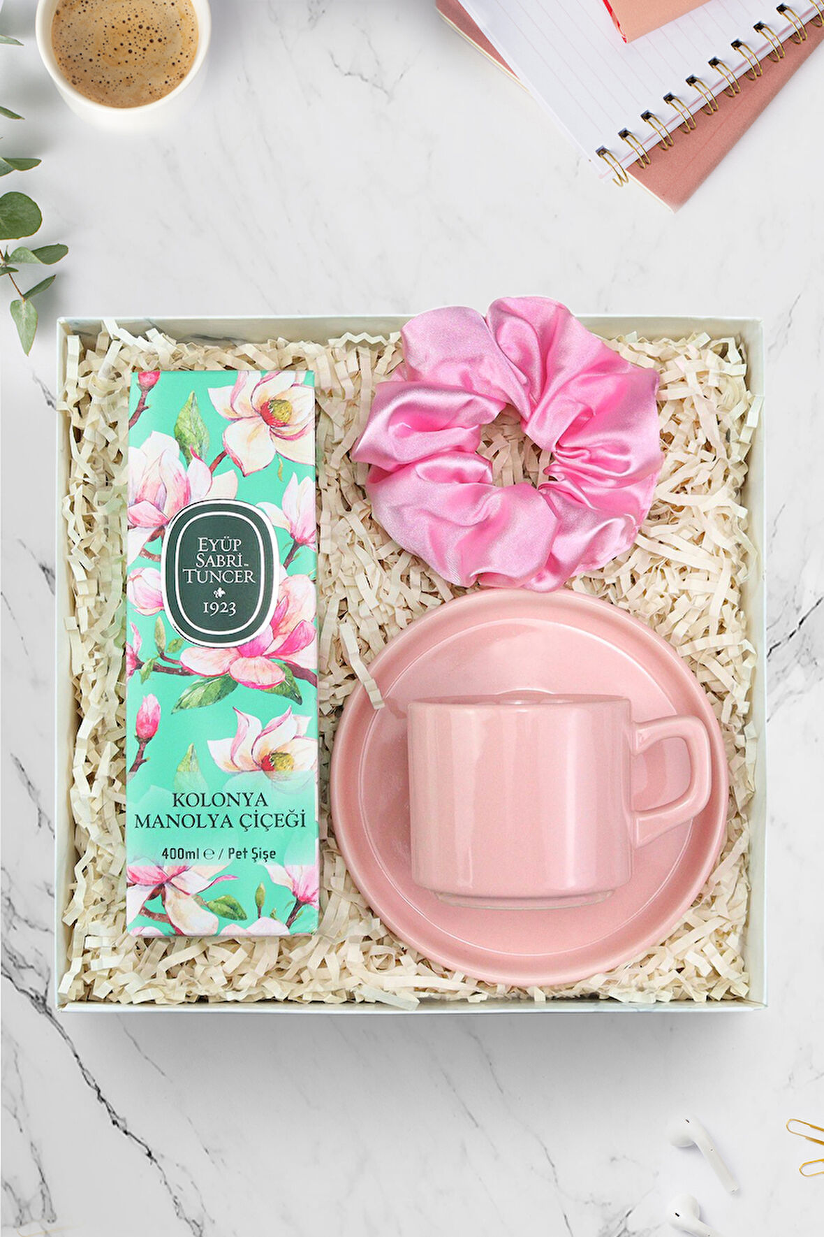 Pembe Fincan & Saten Toka & Eyüp Sabri Tuncer 400ml Kolonya Hediye Seti