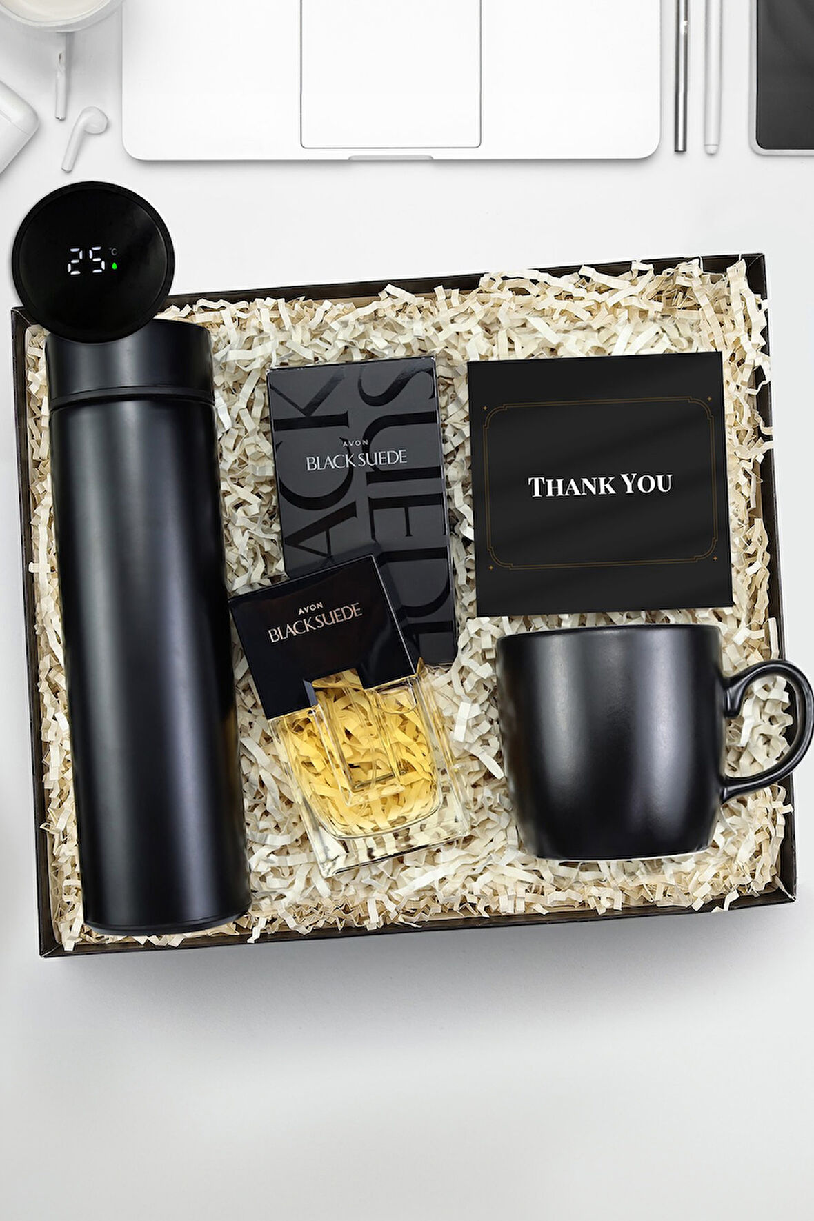 500 ML Siyah Dereceli Termos & Siyah Mat Kupa & Black Suede  Parfüm Erkeğe Hediye Seti