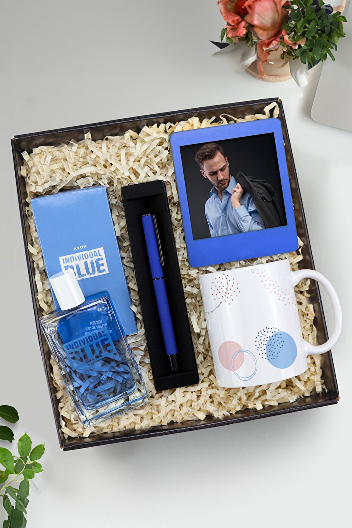 Mavi Roller Kalem & Baskılı Kupa & Individual Blue Parfüm & Mavi Çerçeve Erkeğe Hediye Seti
