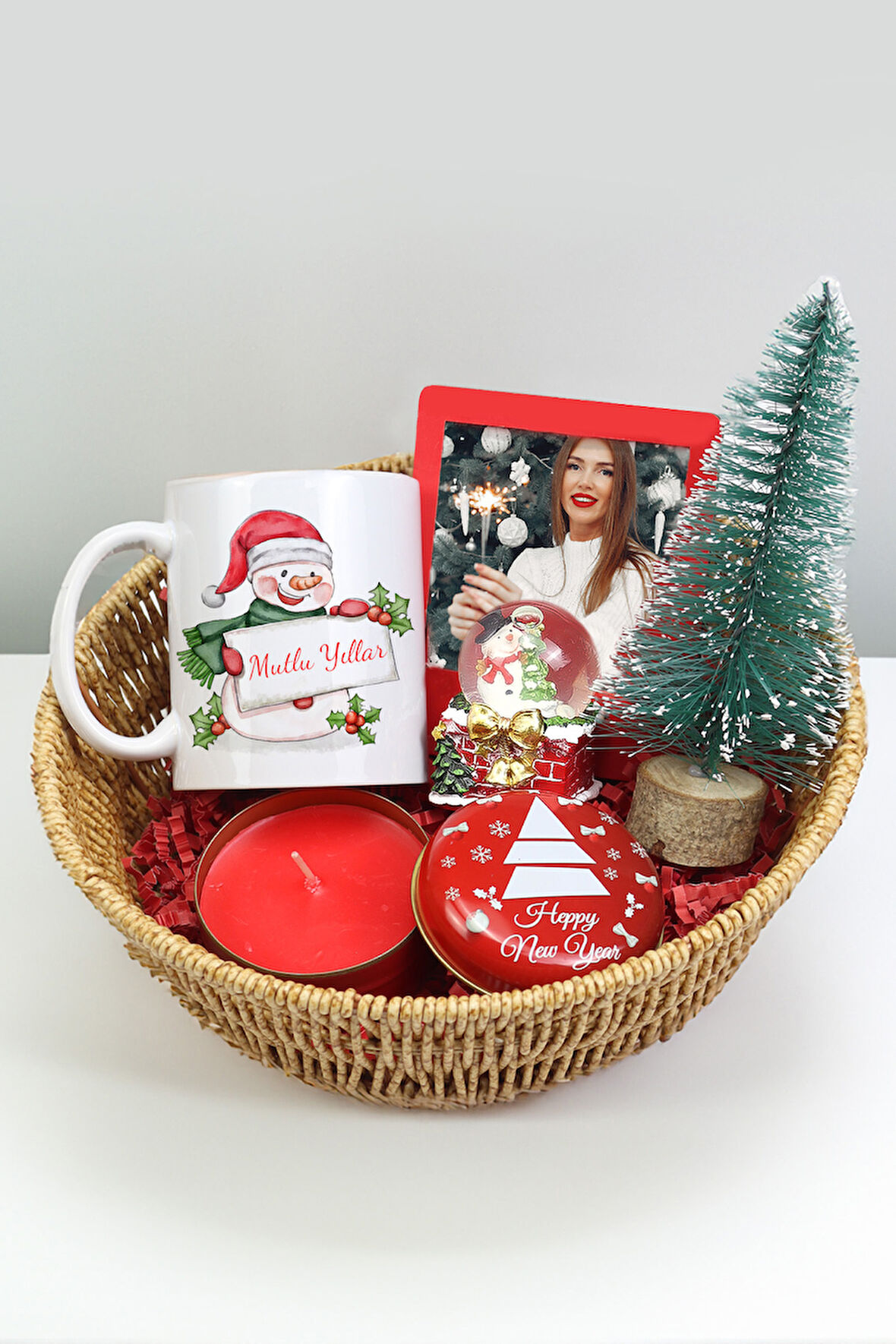 Hasır Sepetli Yılbaşı Hediye Seti