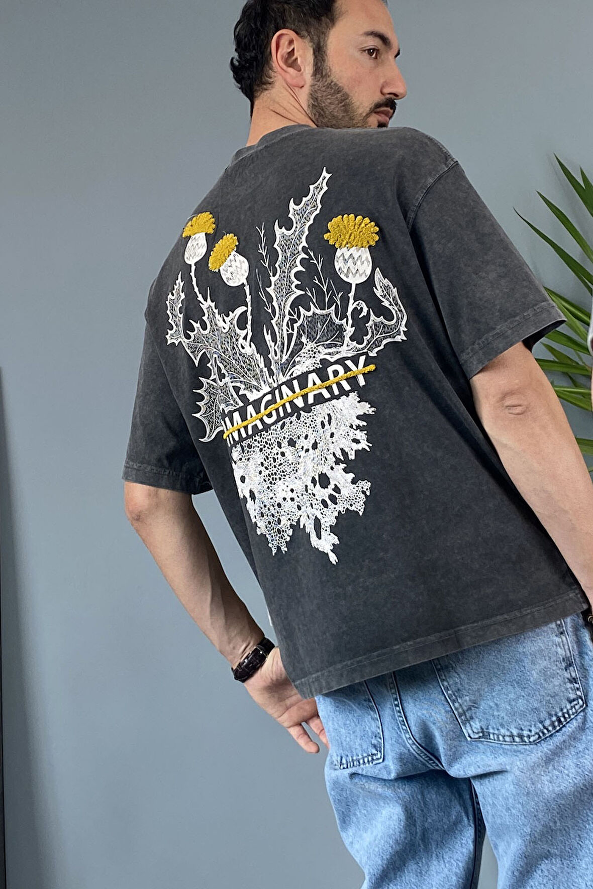 Bisiklet Yaka Imaginary Yıkamalı Oversize Tişört