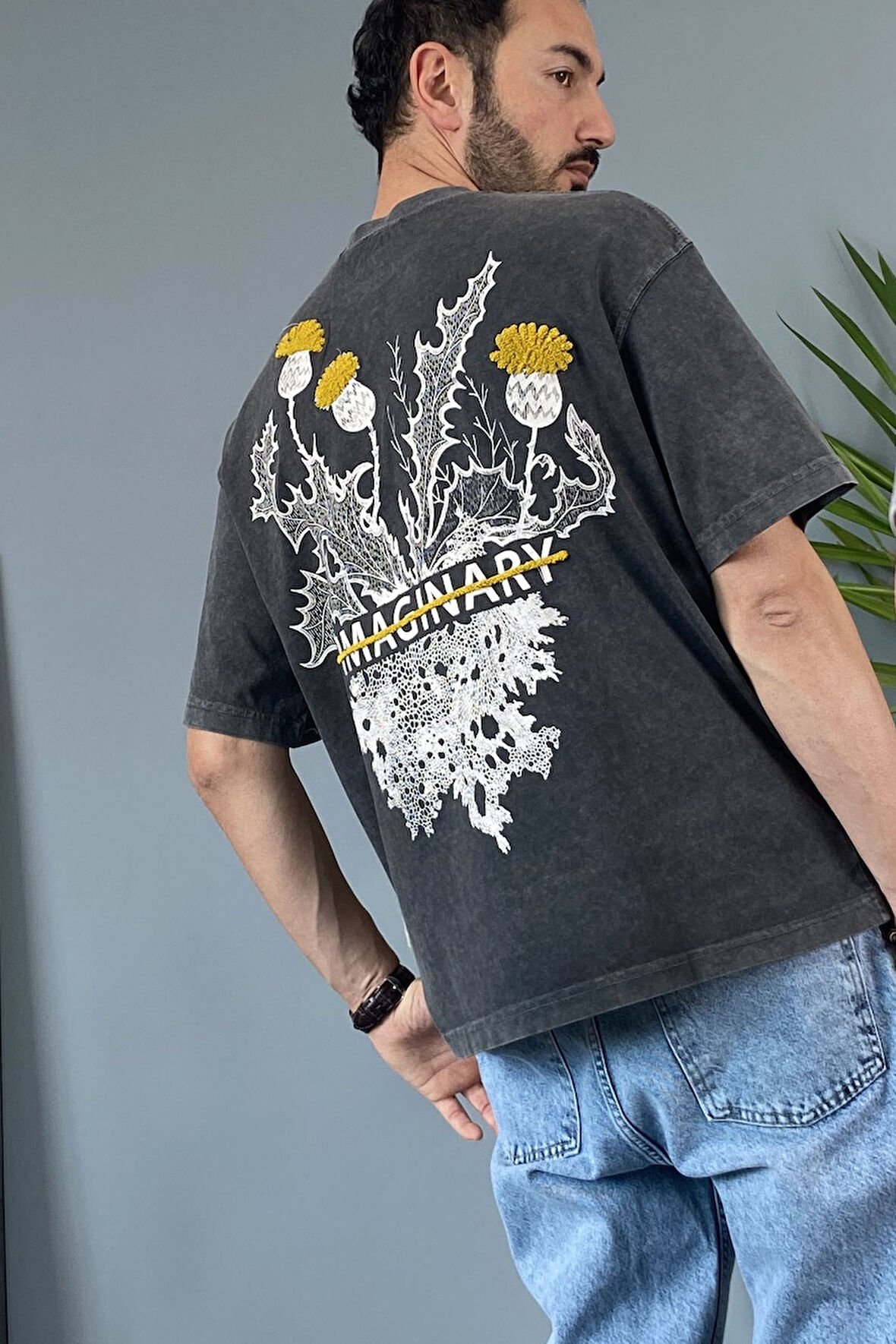 Bisiklet Yaka Imaginary Yıkamalı Oversize Antrasit Tişört