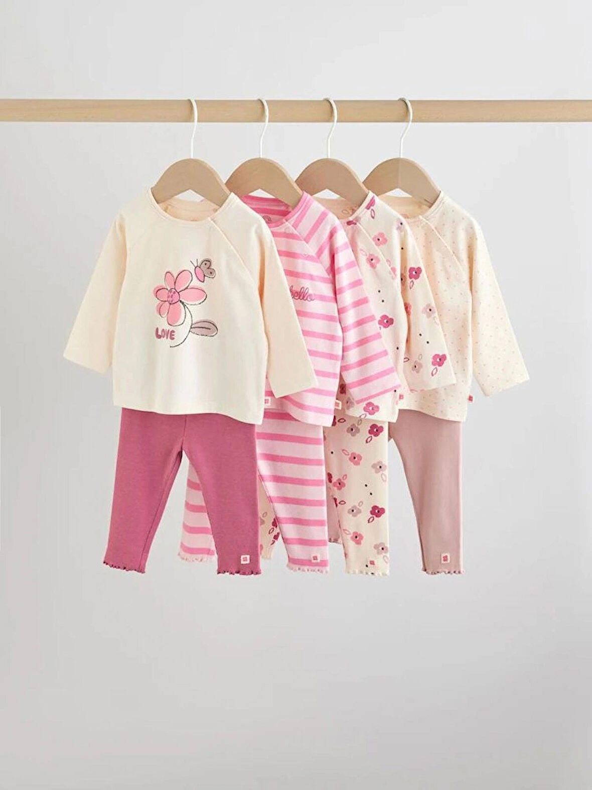 Next Baby Krem Pembe Çiçek Desenli Uzun Kollu 4'lü Alt Üst Takım