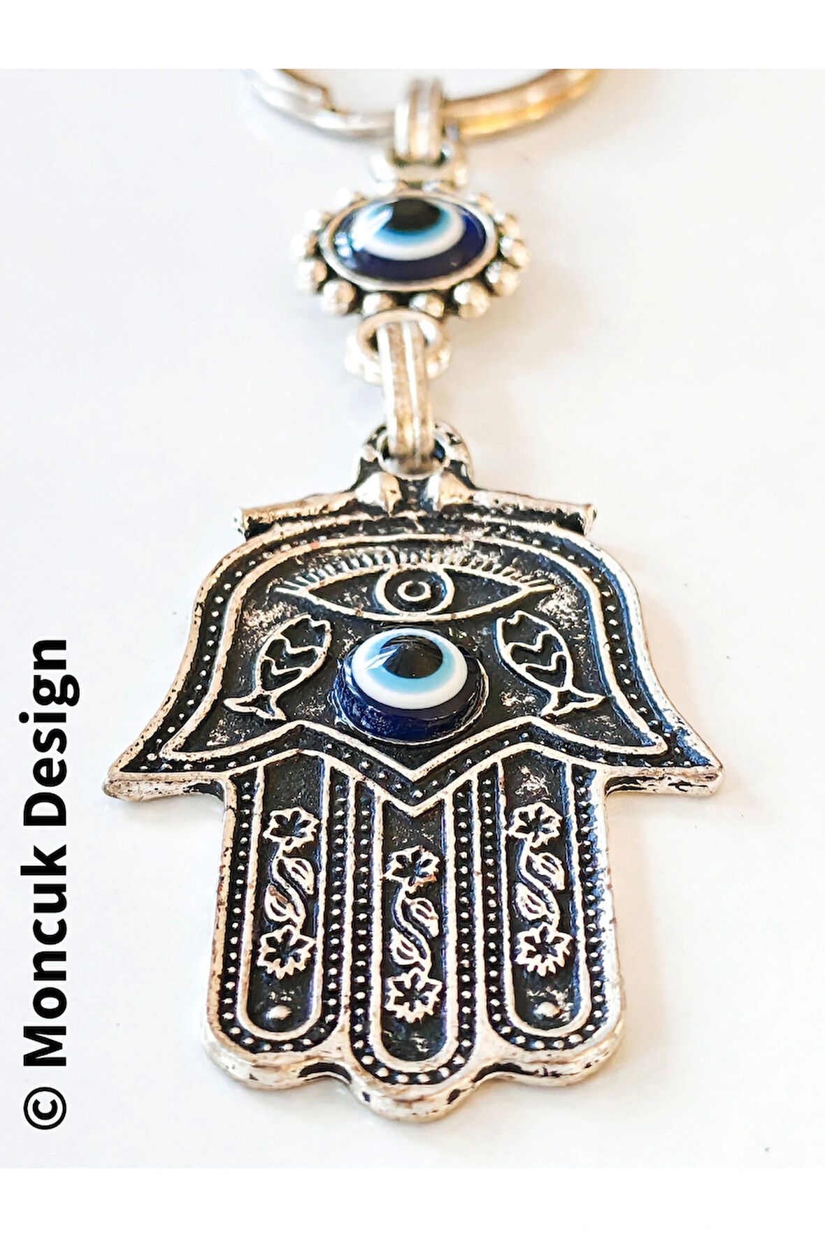 Fatımanın Eli Şeklinde Üzeri Nazar Boncuğu Camlarıyla Bezeli Metal Anahtarlık