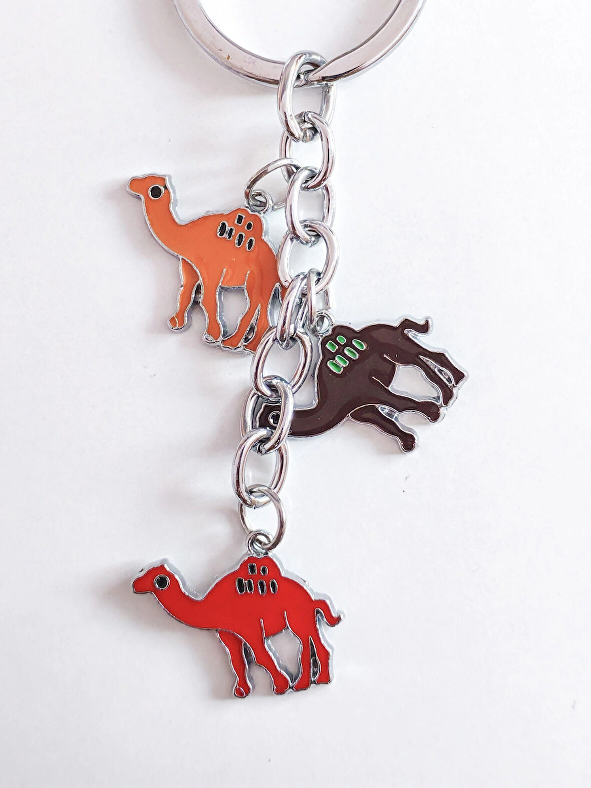 3 Farklı Deveden Oluşan Metal Anahtarlık