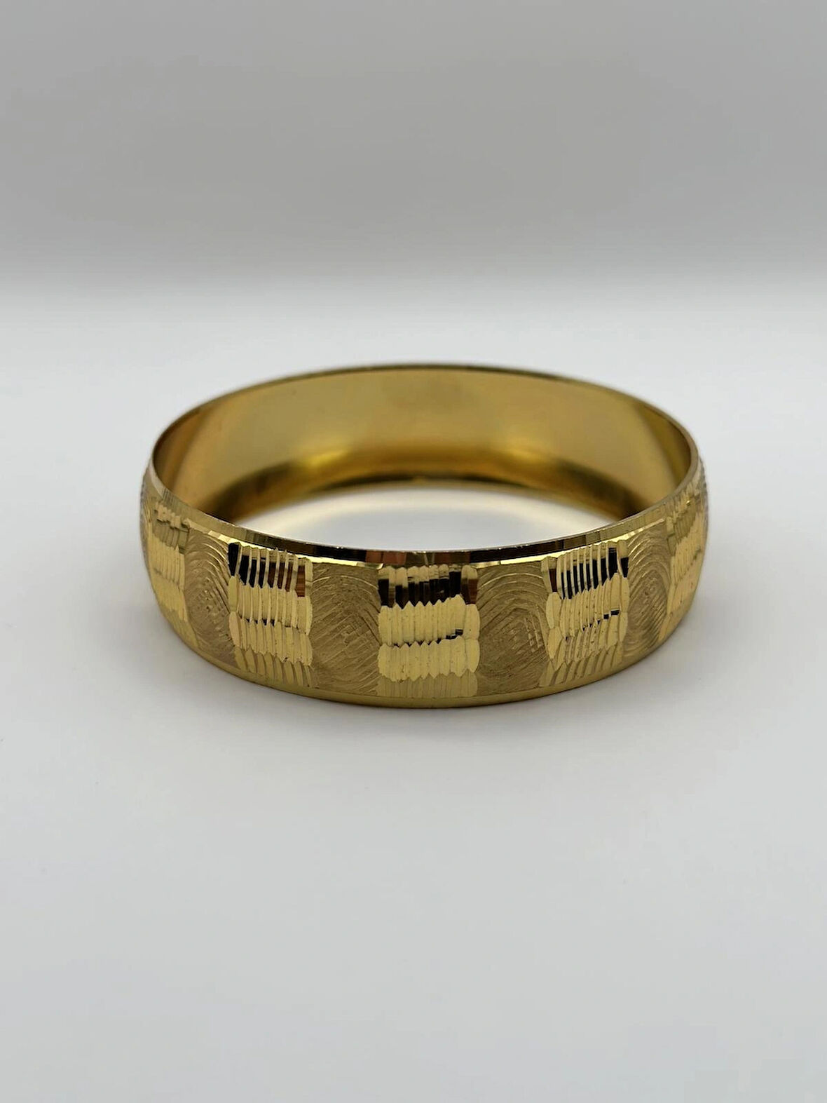 Çelik 22 Ayar Altın Kaplama Bilezik