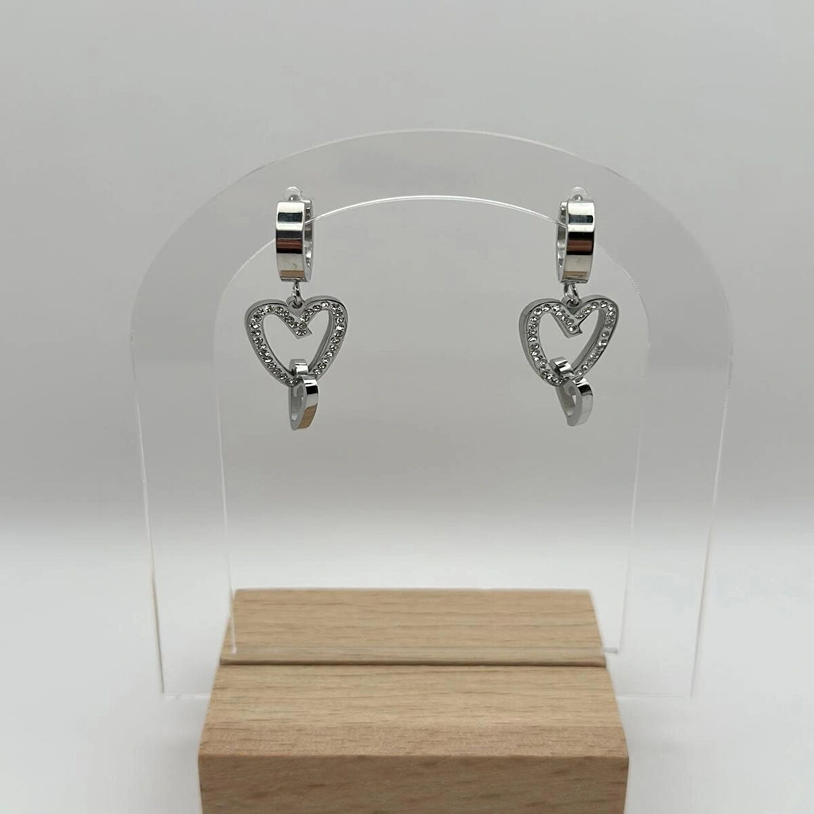 Çelik Silver Zirkon Taşlı Kalpli Küpe