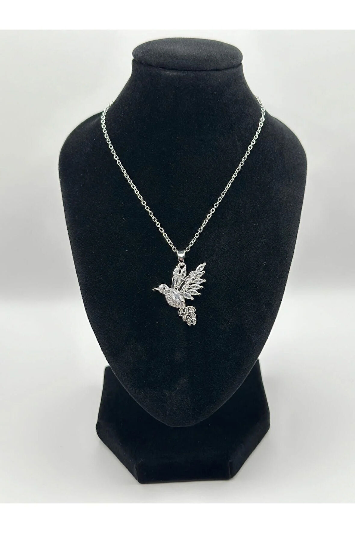 Çelik Zirkon Taşlı Kuş Detaylı Kolye