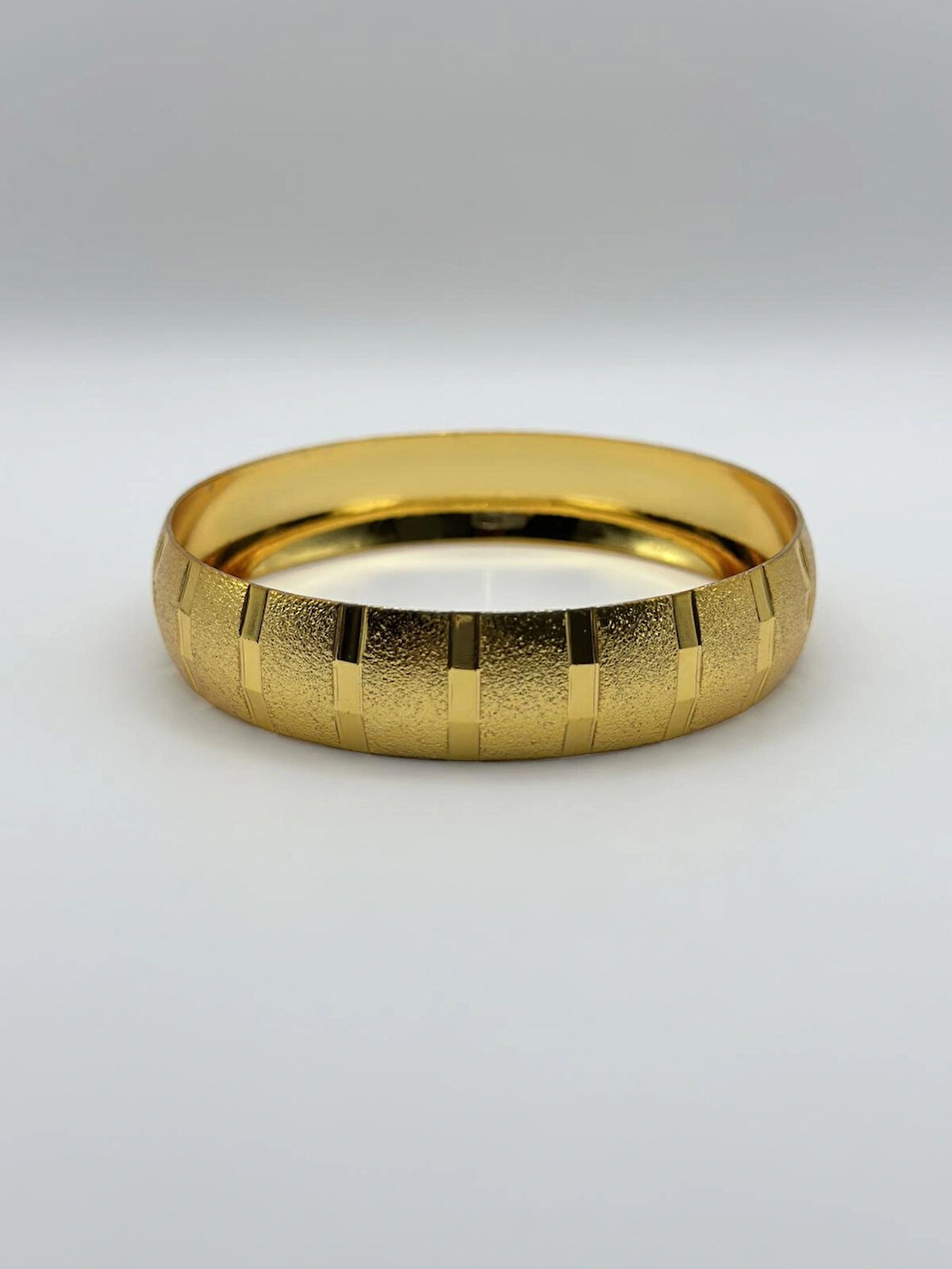 Çelik 22 Ayar Altın Kaplama Bilezik