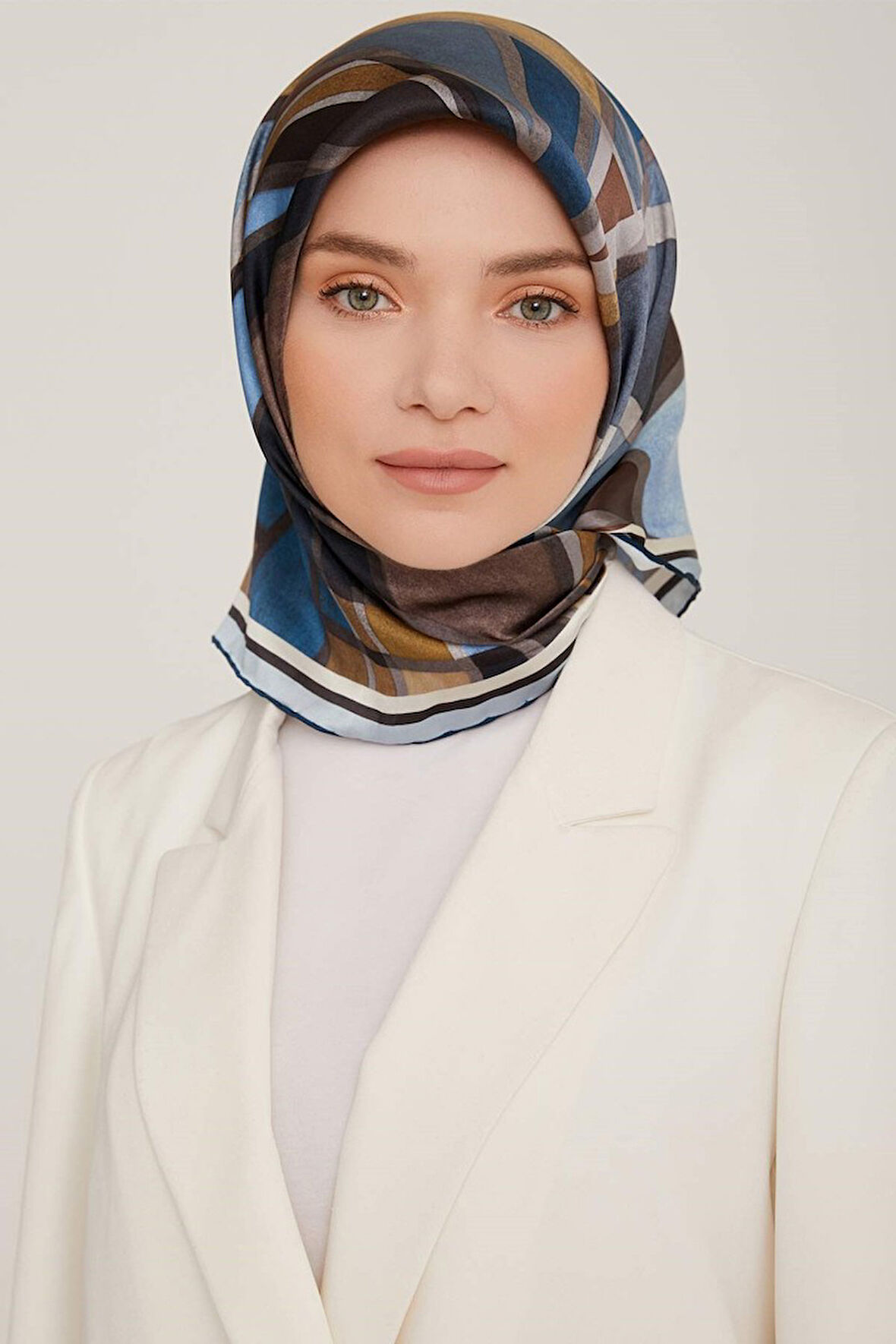 Armine İpek Eşarp Nostalji Sura 8843DS-38