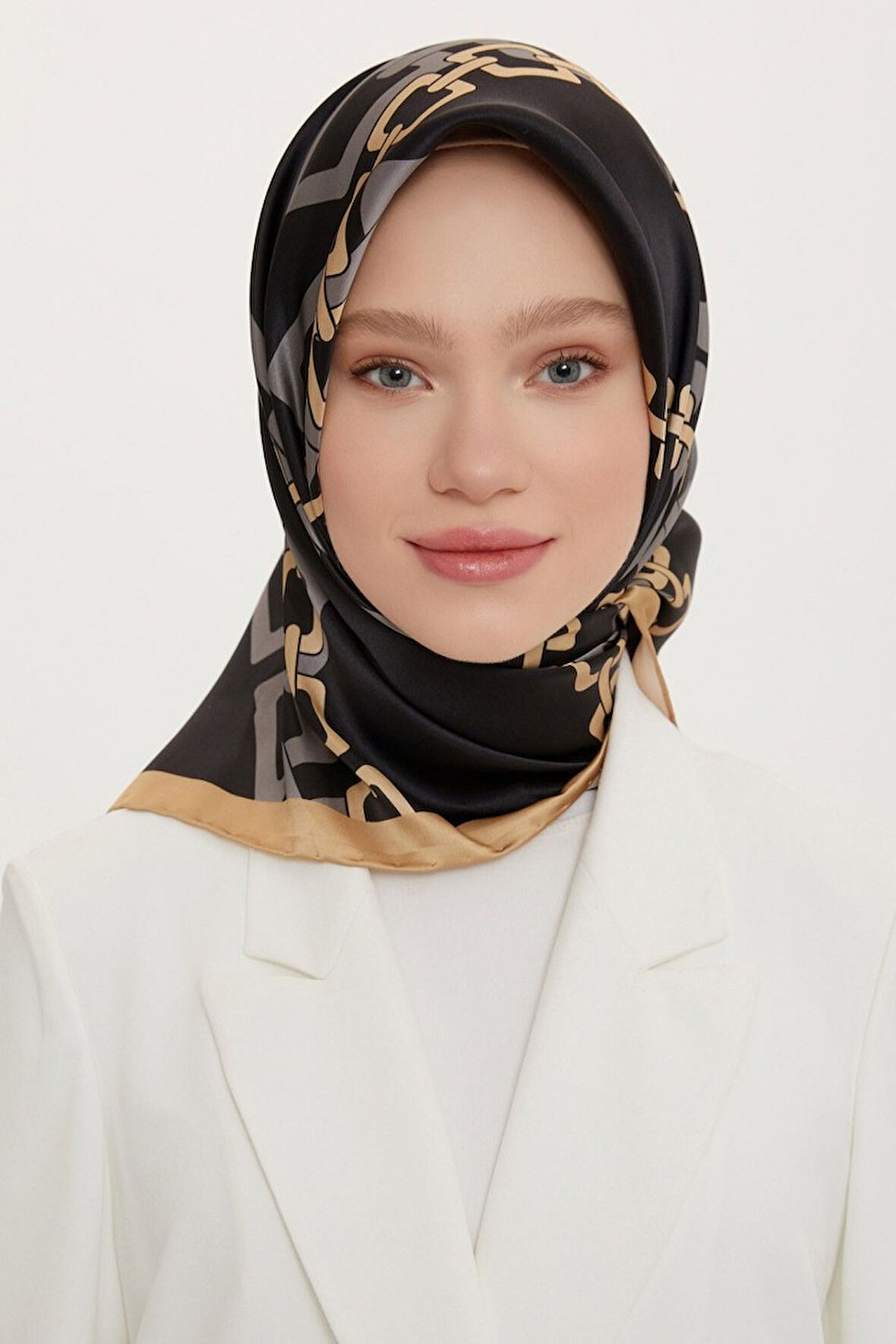 Armine Nostalji Serisi Twill İpek Eşarp 8736D-36