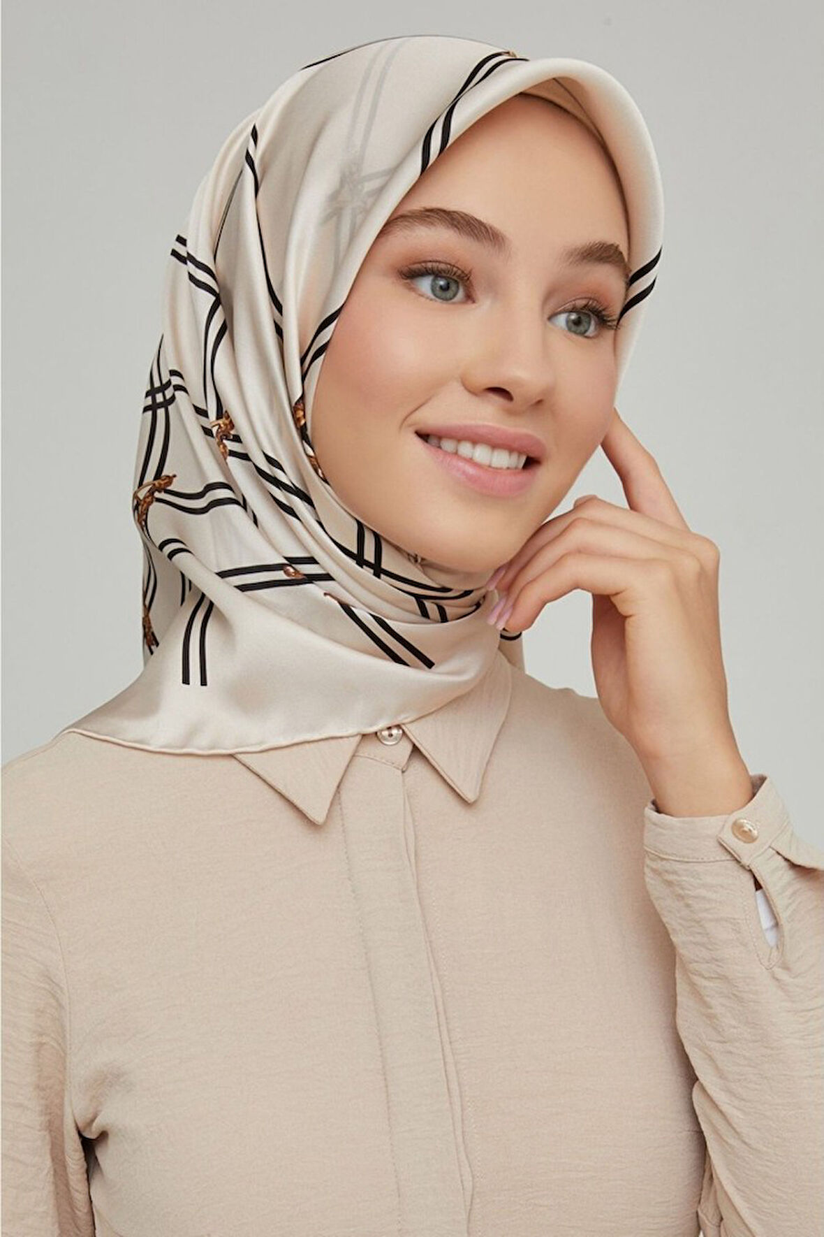 Armine Nostalji Serisi İpek Sura Eşarp 8656DS-04