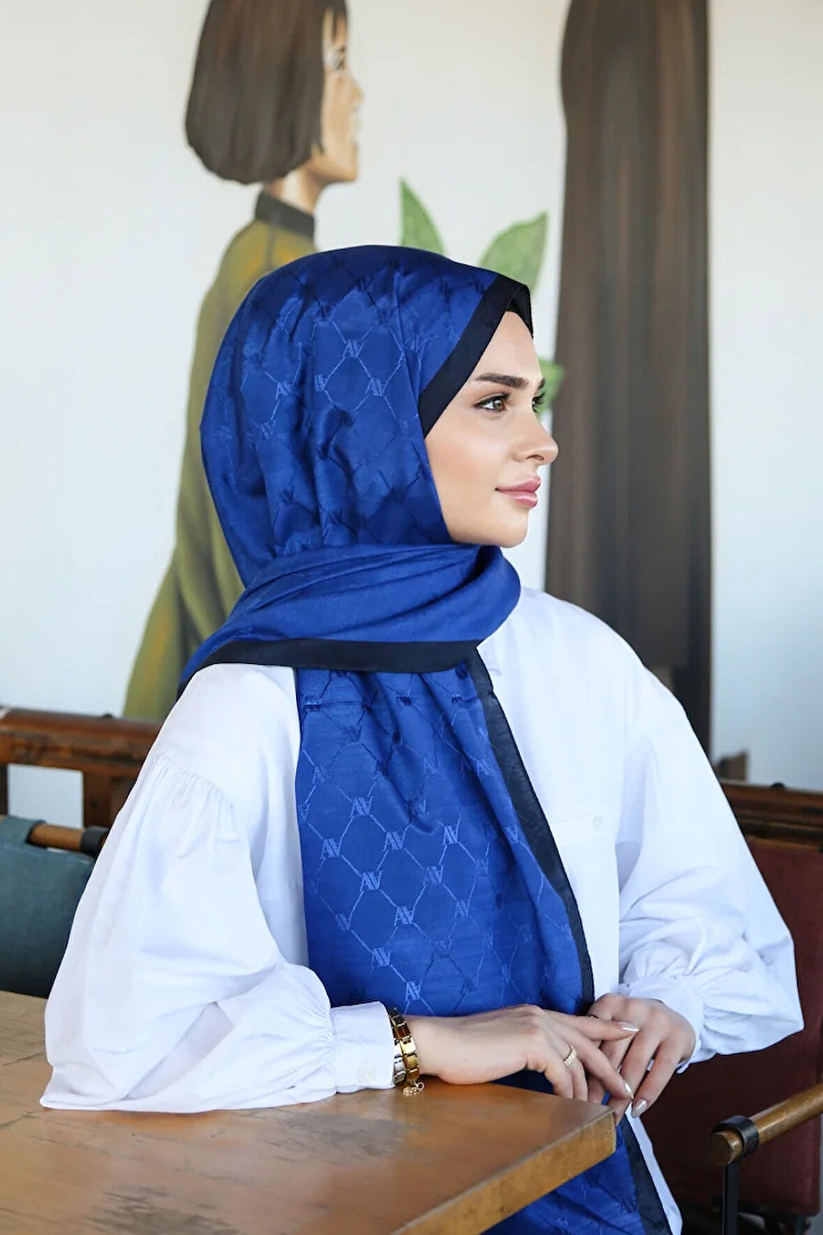 Armine Trend Monogram Şal 2