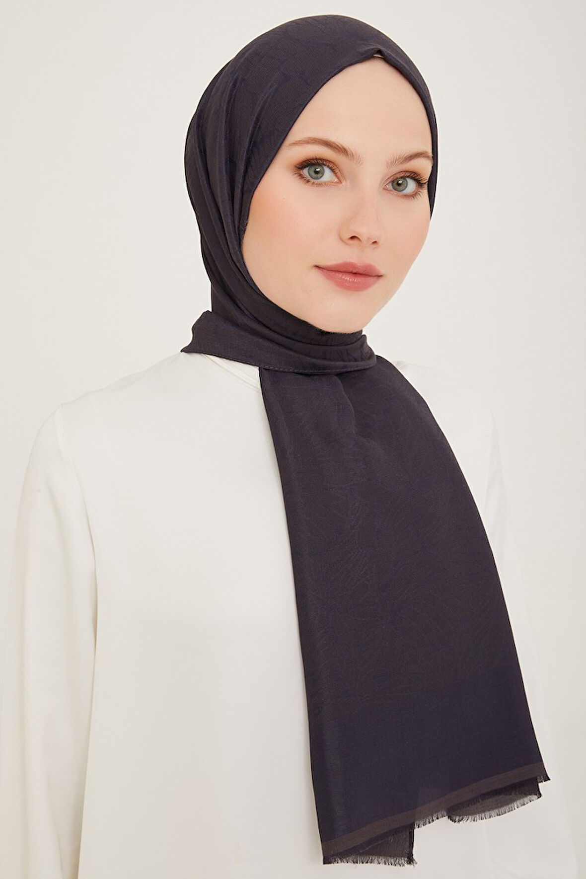 Armine Trend Pera Şal 3