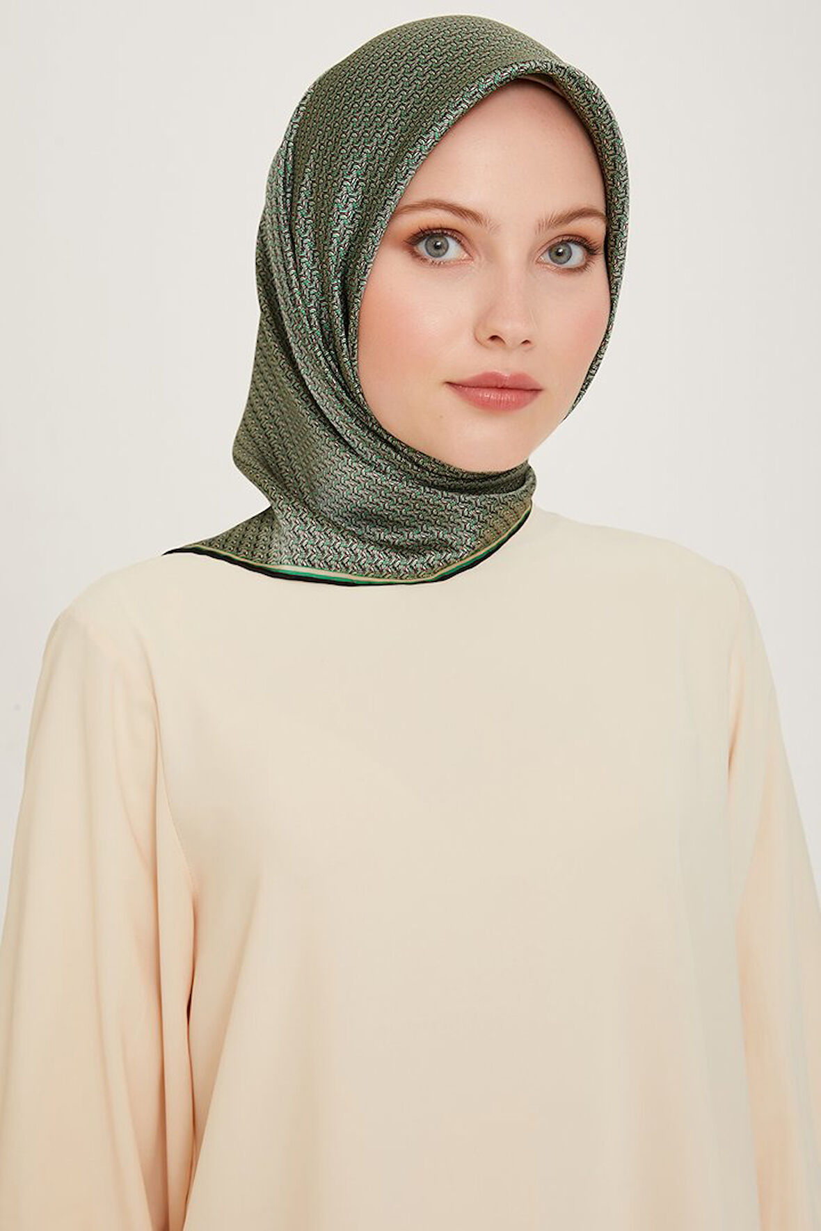 Armine İpek Twill Eşarp 9250D-03