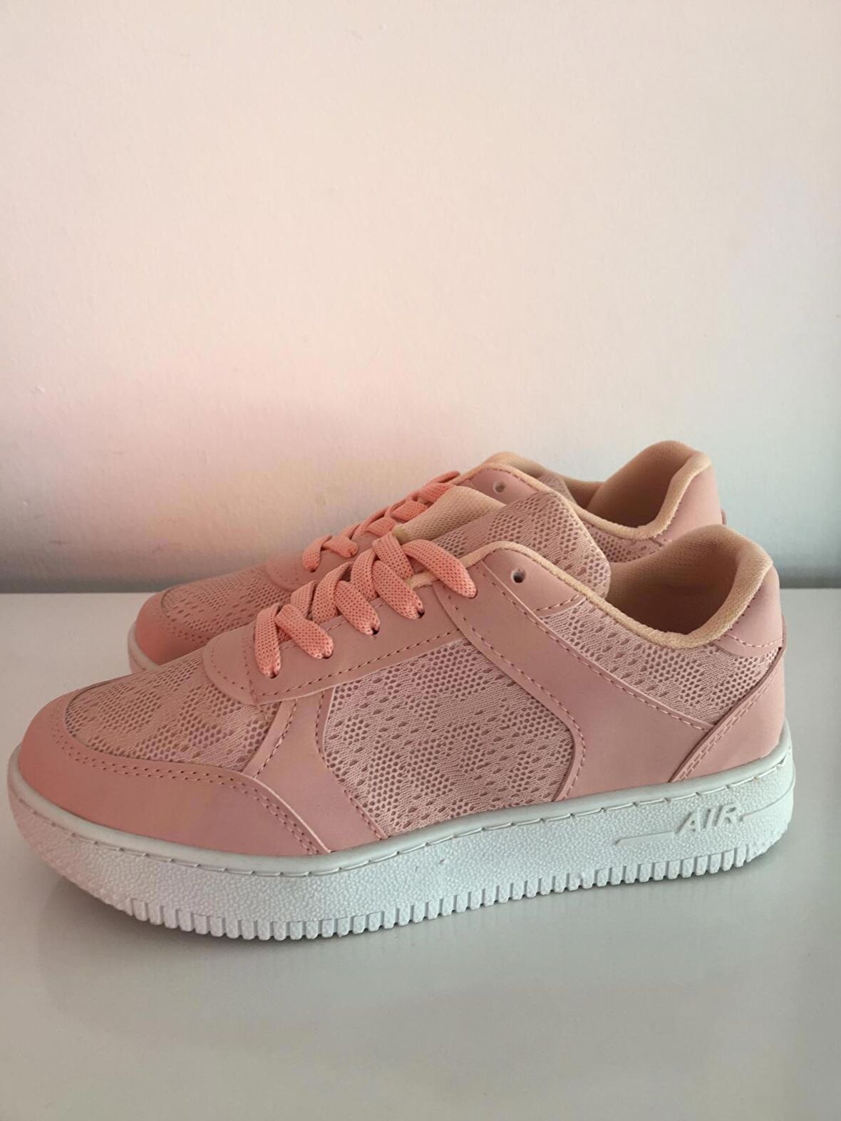 Pembe Aır Bağcıklı Kadın Sneaker Spor Ayakkabısı 