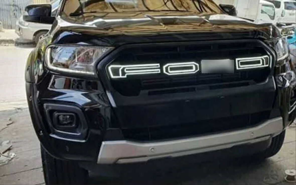 Ford Ranger T8 2019+ Uyumlu LED Harfli Panjur (Wildtrak)