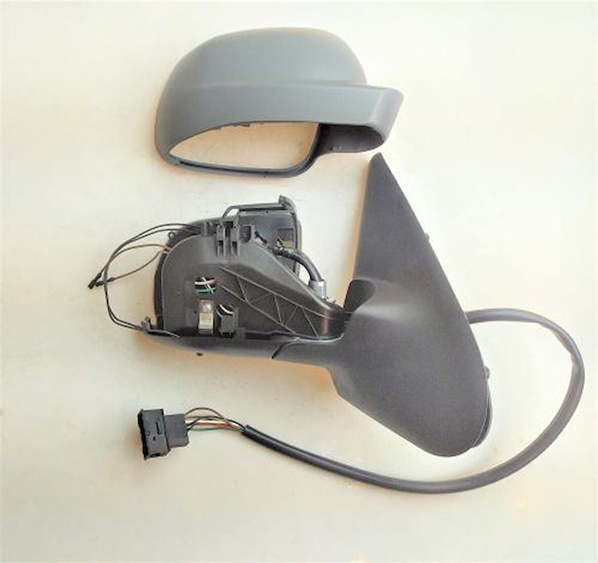 ART M006.6546 Dış Dikiz Aynası Elektrikli Isıtmalı Astarlı Sensörlü Sağ 130mm Polo Classic 1999-2001 6K1857508H