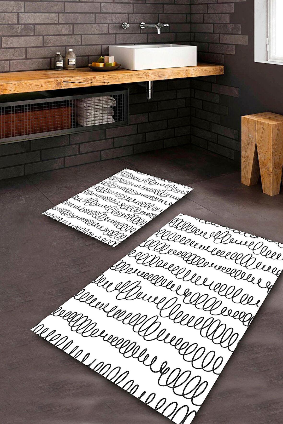 Beyaz-Siyah Pvc Deri Kaymaz Taban Tasarım Banyo Klozet Takımı Saçaksız BPS-4712