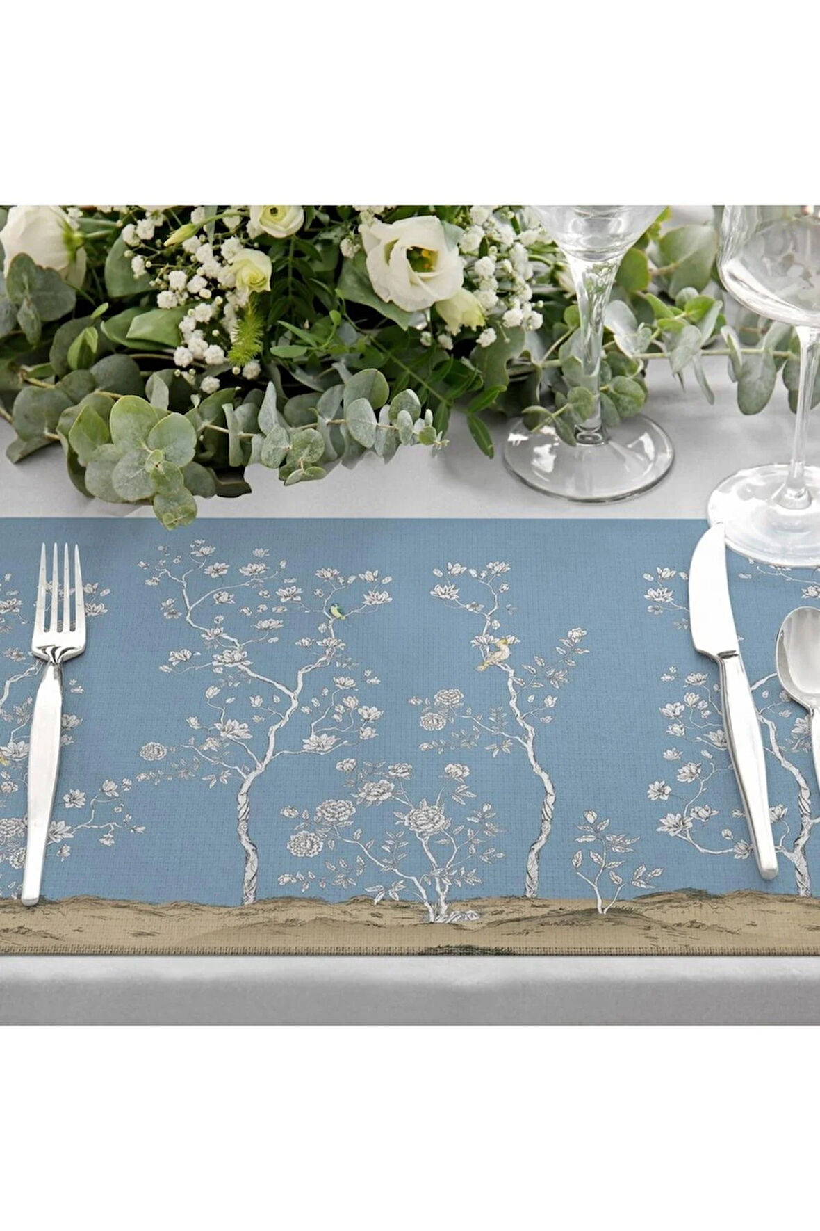 Çiçek Tasarımlı Mavi Kumaş Amerikan Servis 4'lü Set (Keten, Ulusl.yıkama Ve Solmama Sertifikası)