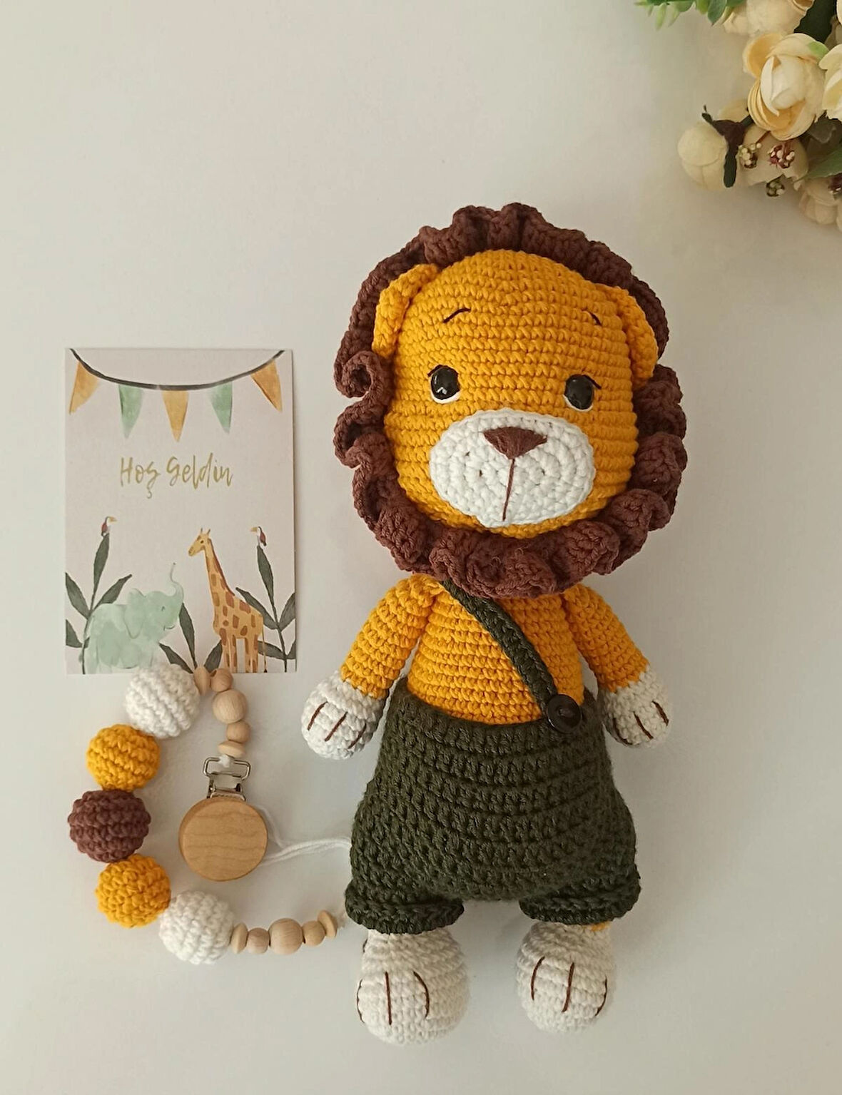 Amigurumi Aslan Uyku Arkadaşı ve Emzik Askısı