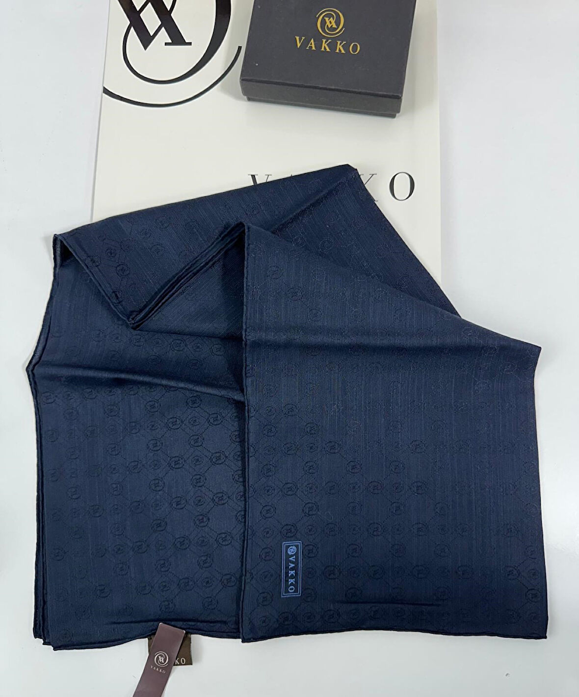 Vakko 90x90 Pamuk Jakarlı Eşarp - 05469