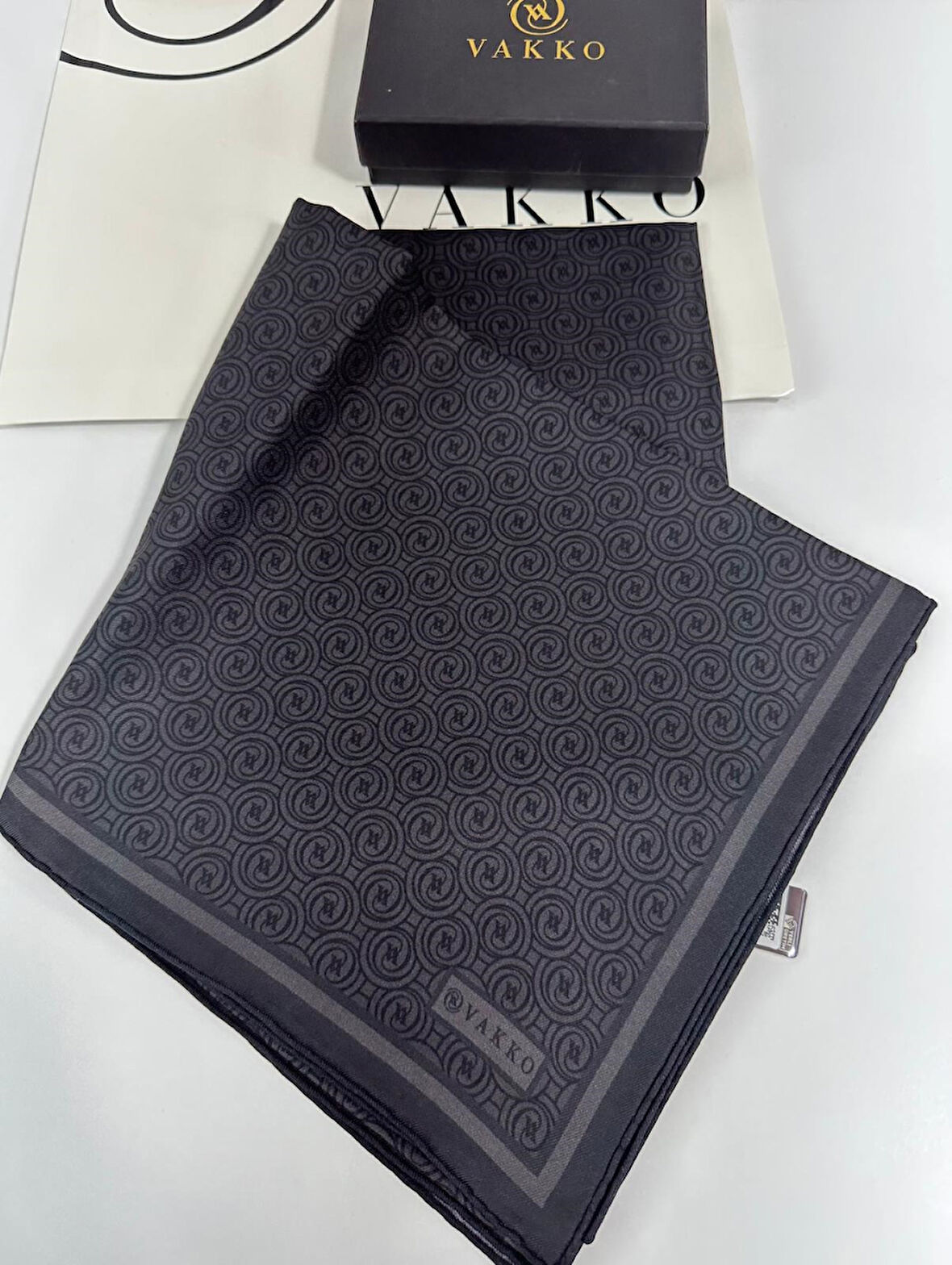 Vakko 90x90 Twill İpek Eşarp - 05470