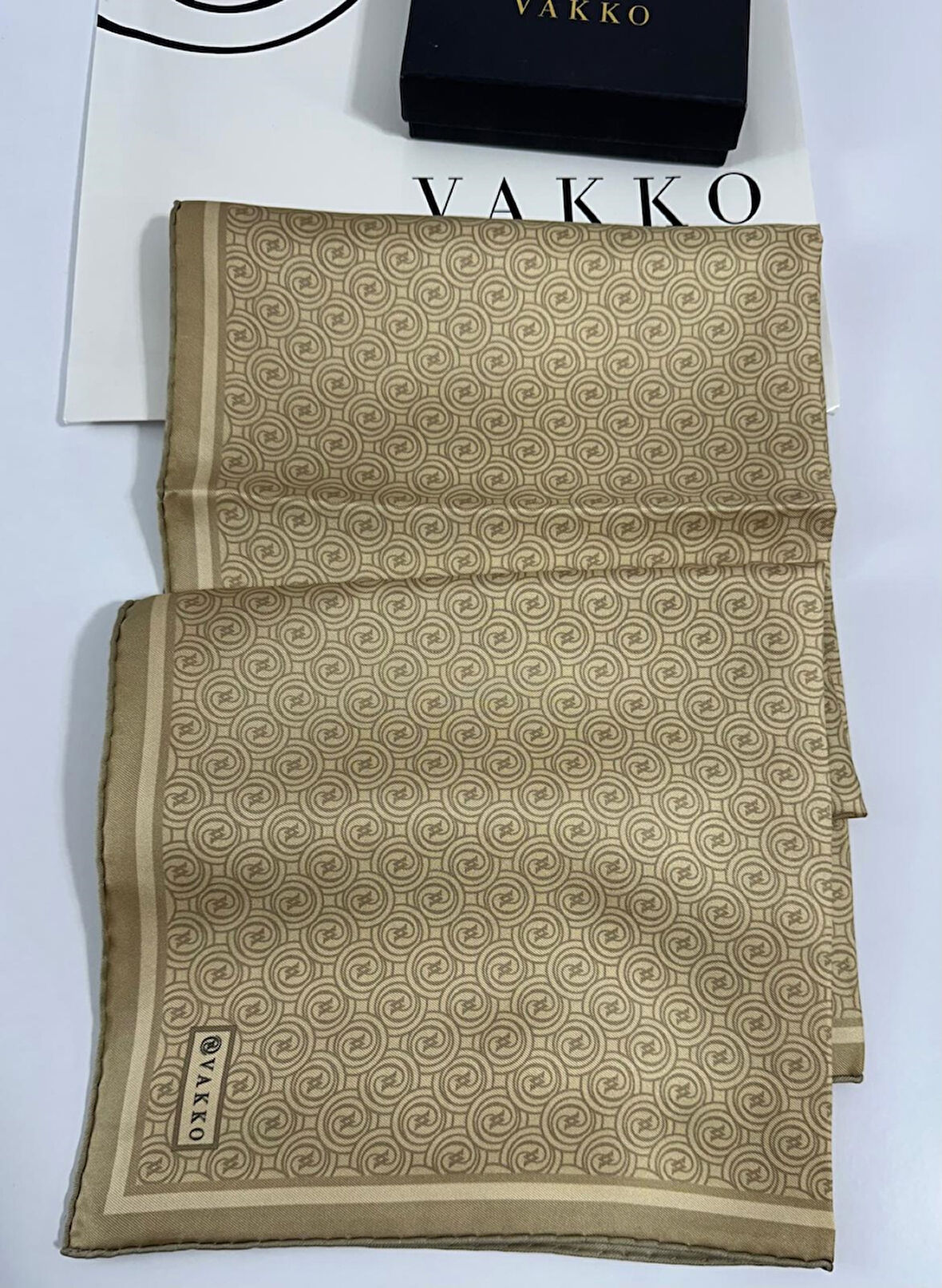 Vakko 90x90 Twill İpek Eşarp - 05470